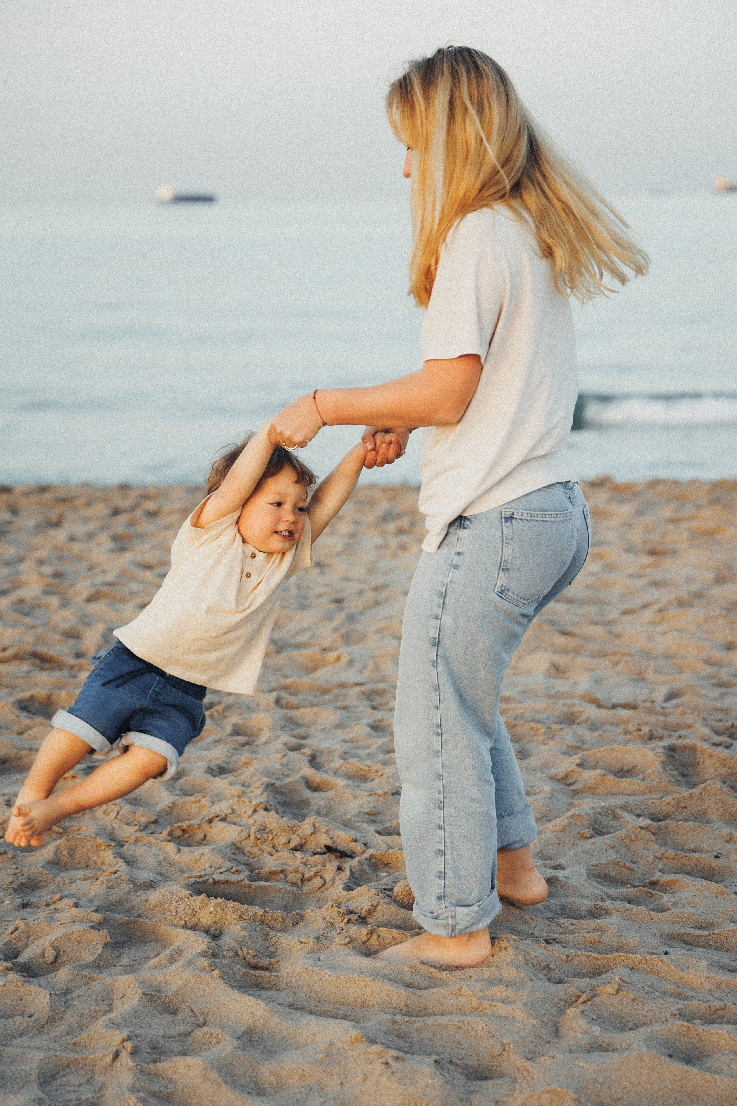 Family shooting in Valencia. Wedding photographer