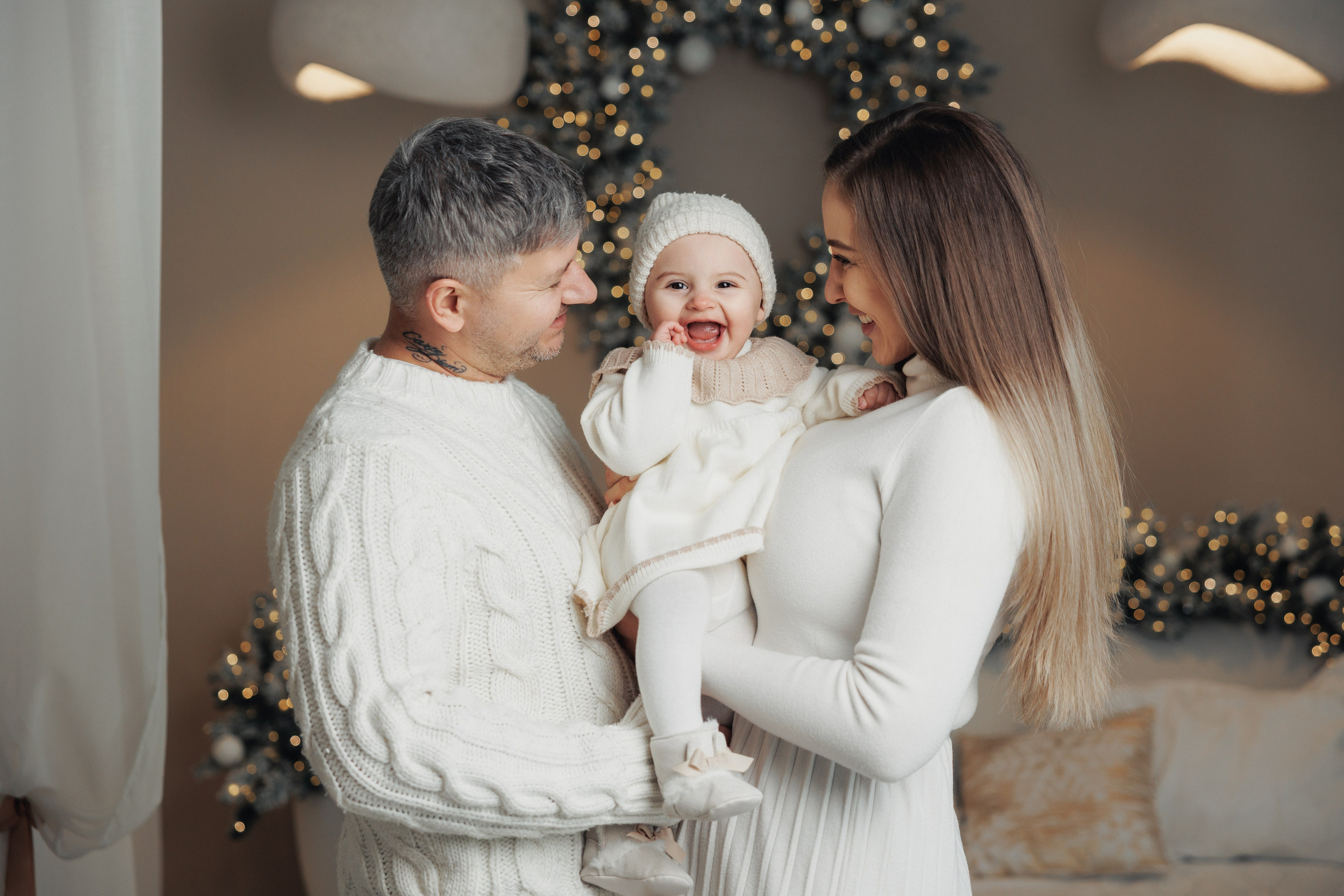 Lea Christmas. Wedding photographer