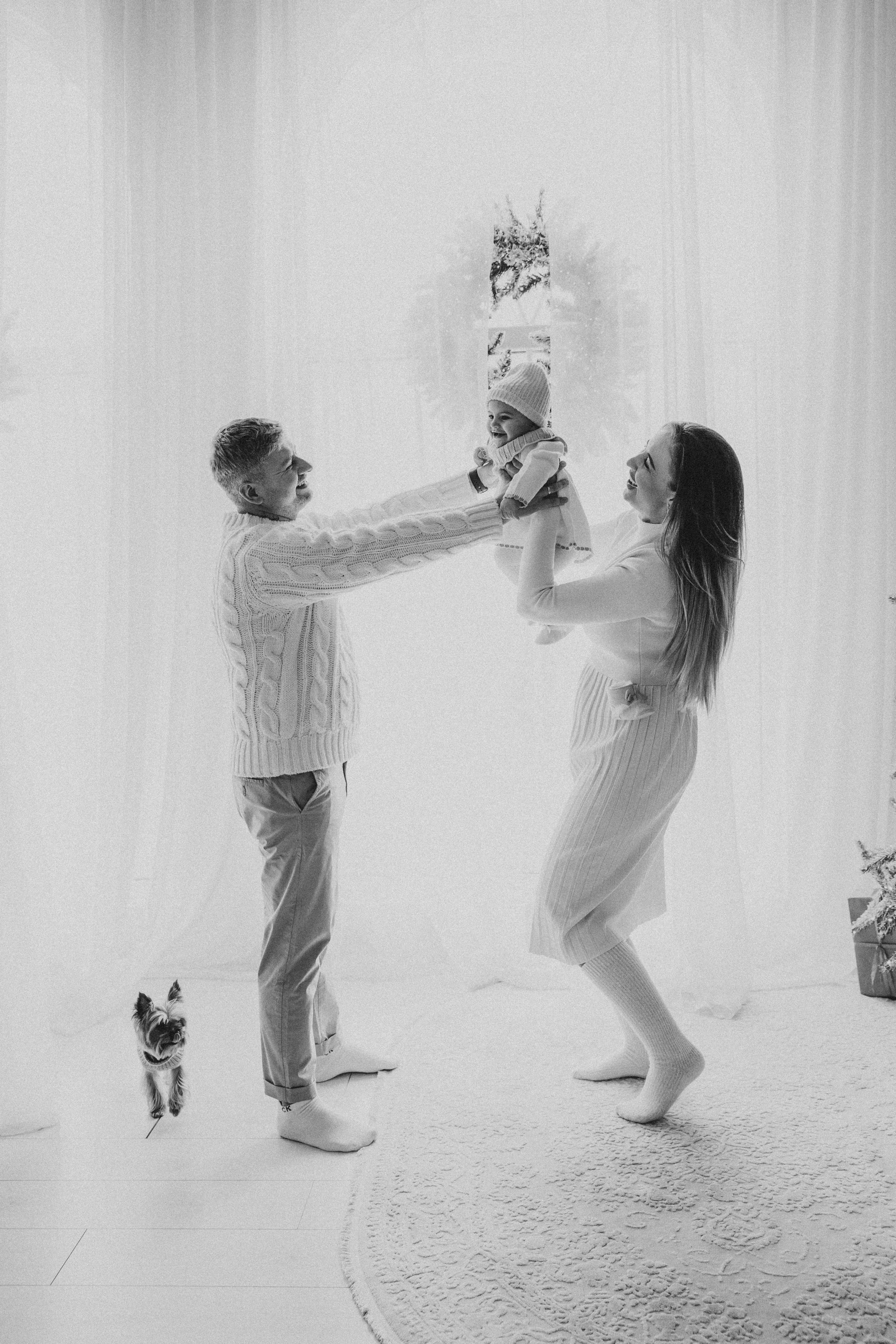 Lea Christmas. Wedding photographer