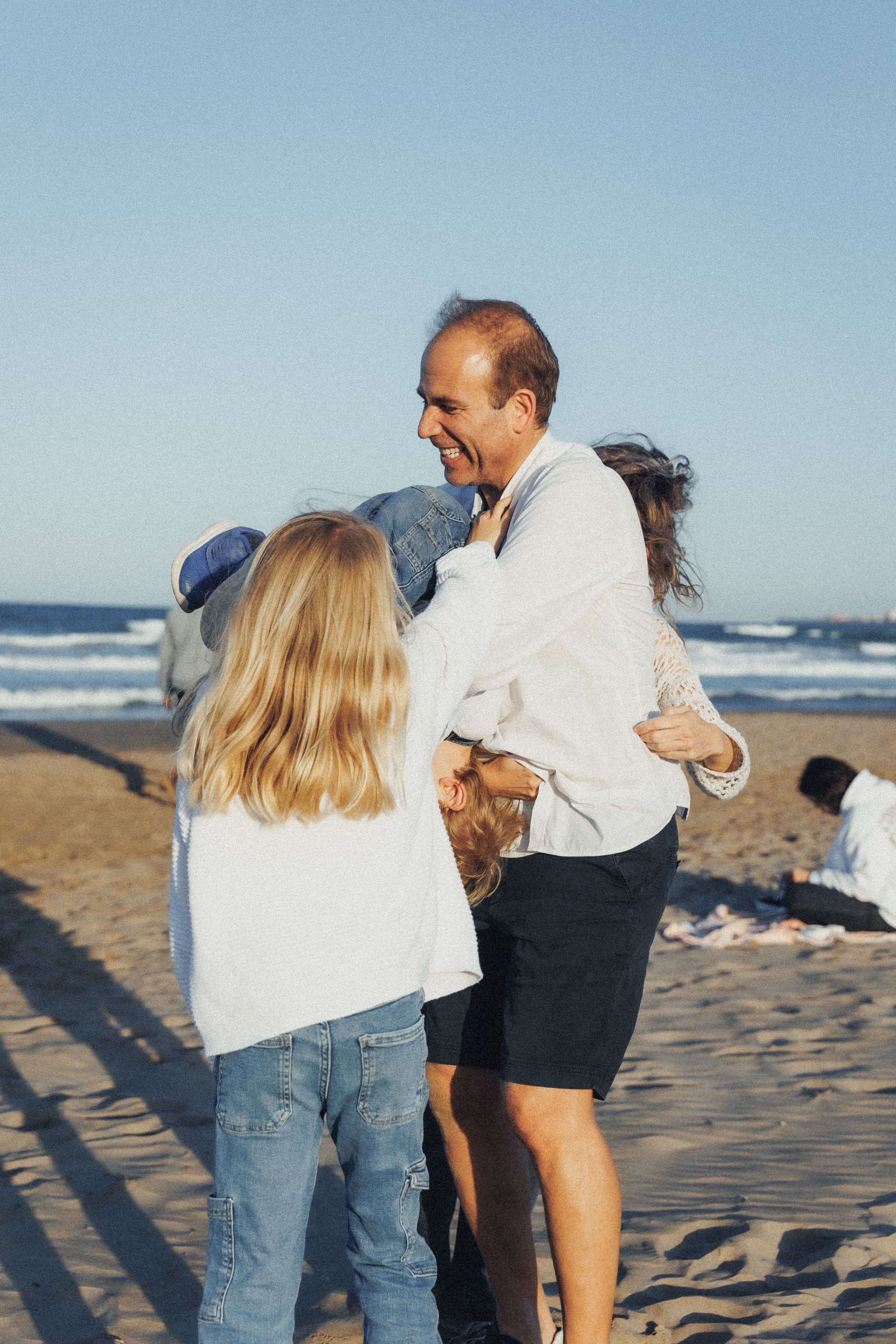 Una familia feliz. Wedding photographer