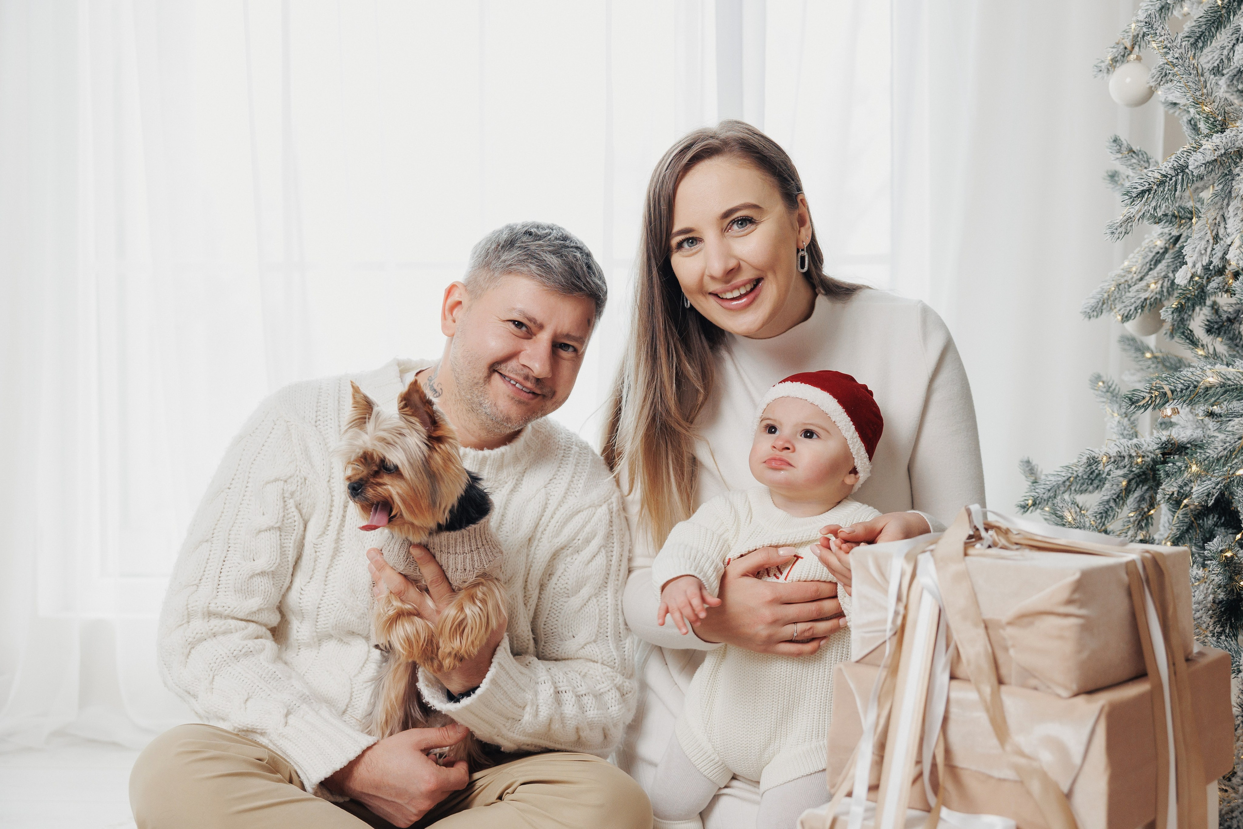 Lea Christmas. Wedding photographer