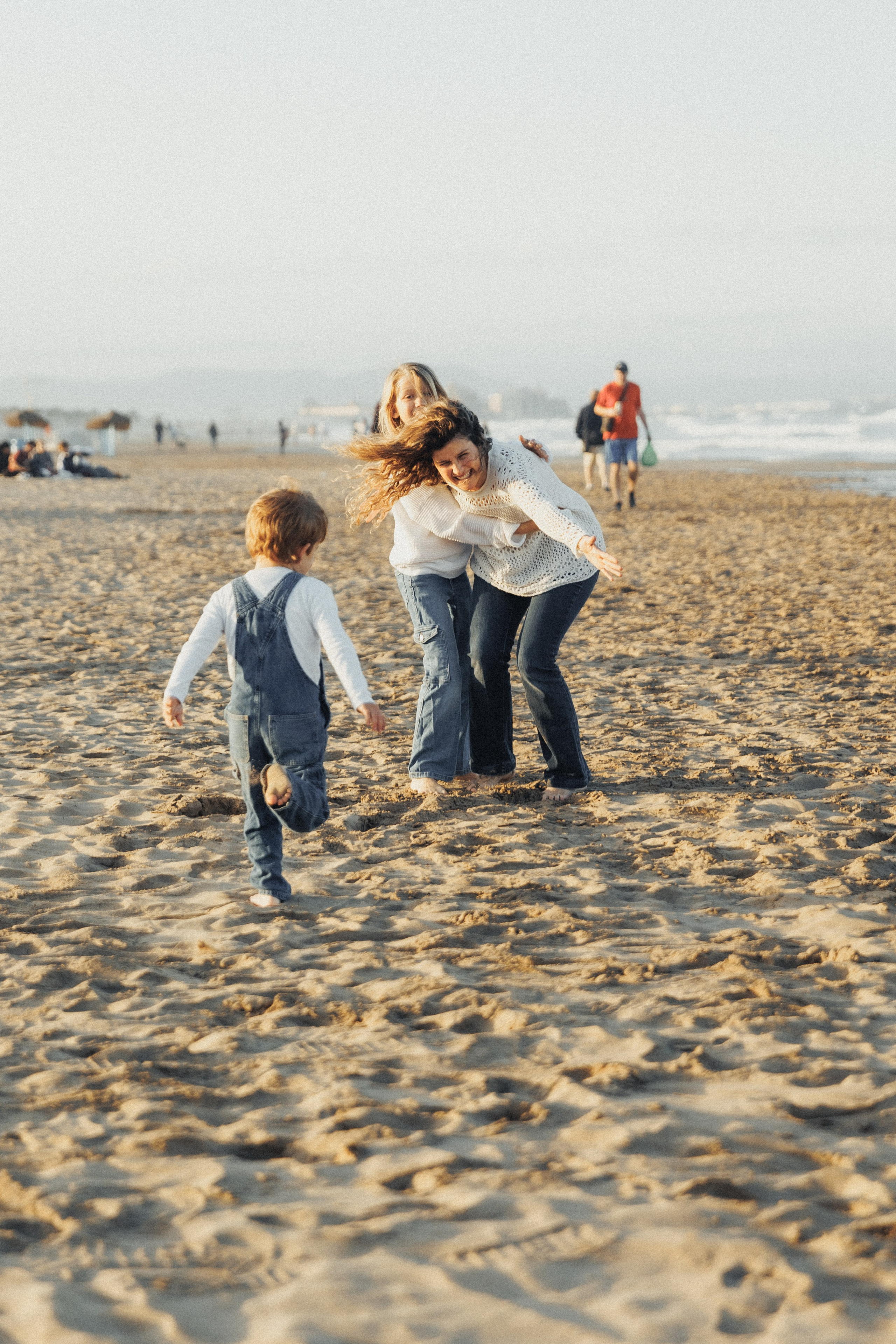 Una familia feliz. Wedding photographer