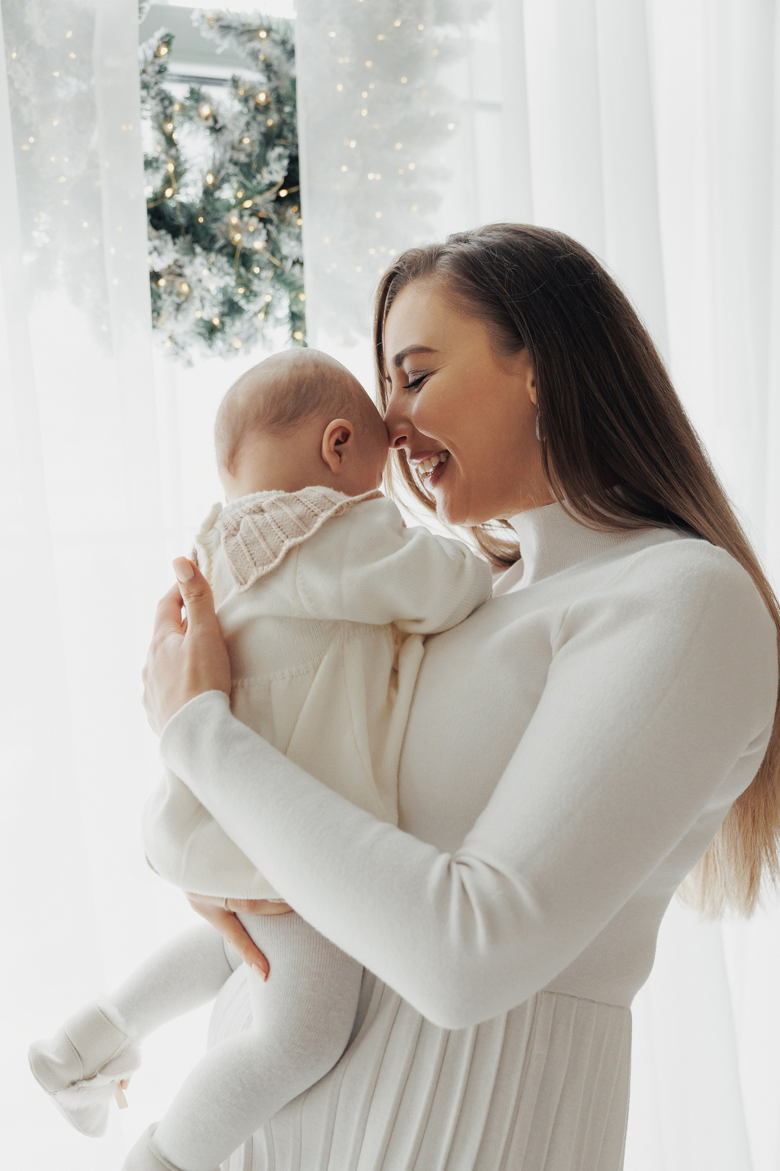 Lea Christmas. Wedding photographer