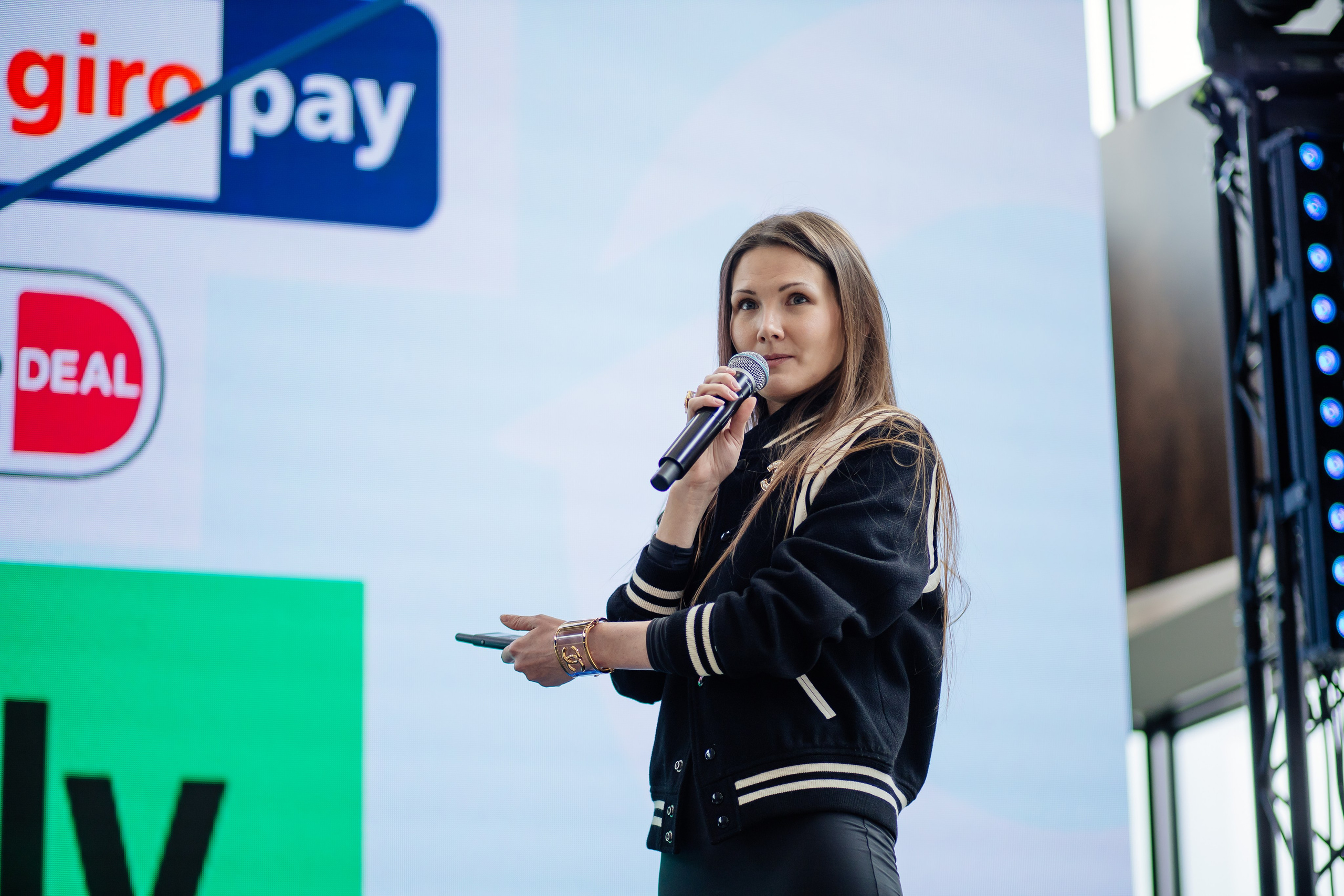 PayOP. Fotograf Warszawa Brwinów Pruszków Grodzisk Piaseczno Otwock Legionowo