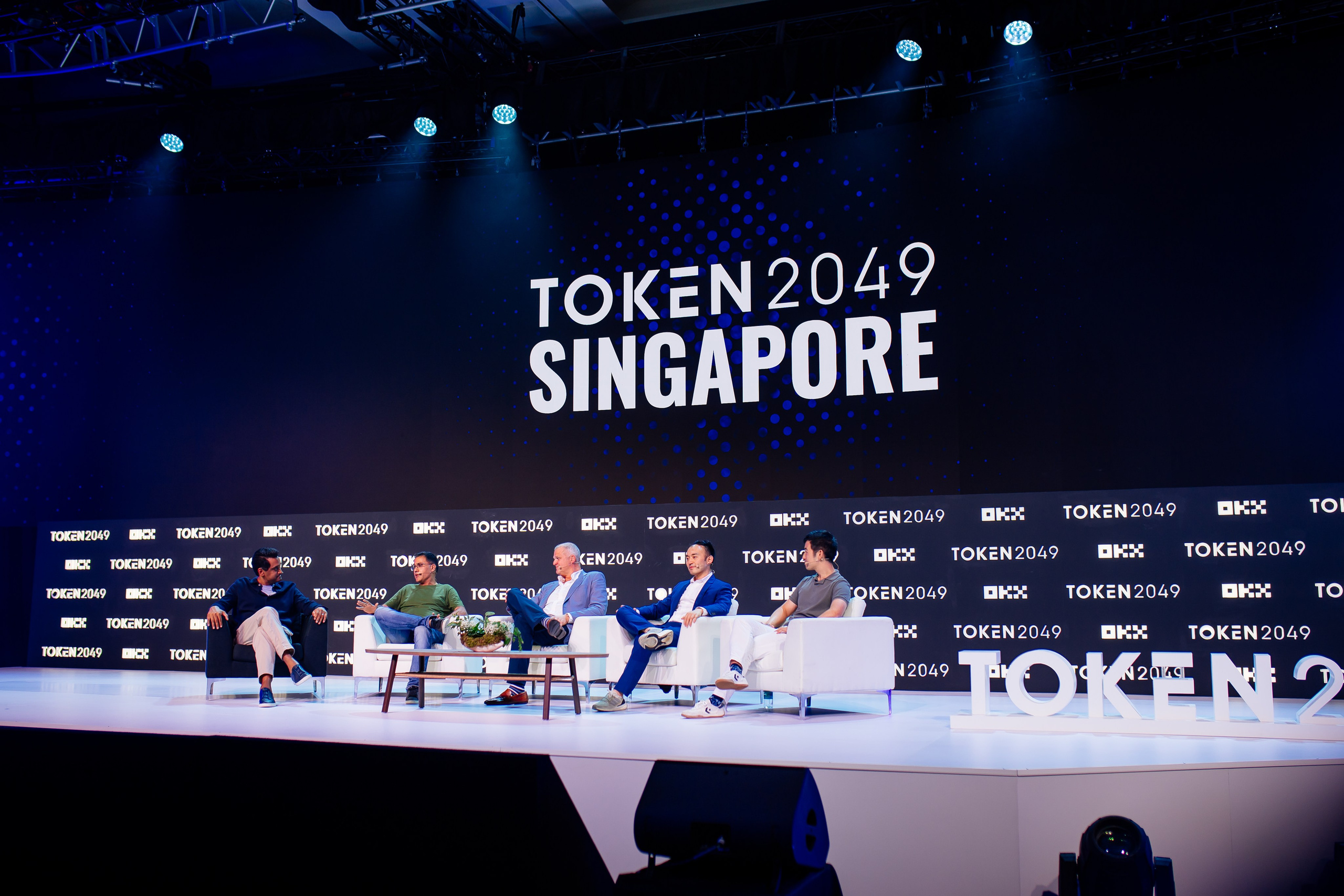 Token 2049. Fotograf Warszawa Brwinów Pruszków Grodzisk Piaseczno Otwock Legionowo