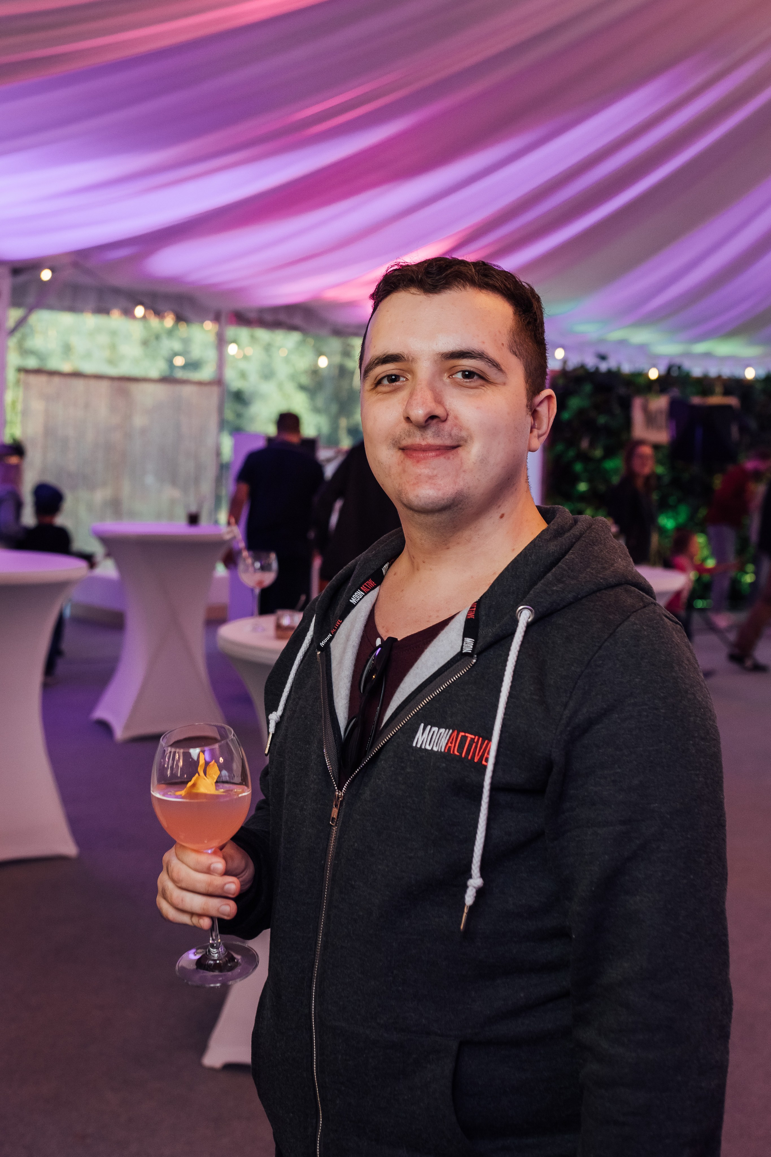 MoonActive. Fotograf Warszawa Brwinów Pruszków Grodzisk Piaseczno Otwock Legionowo