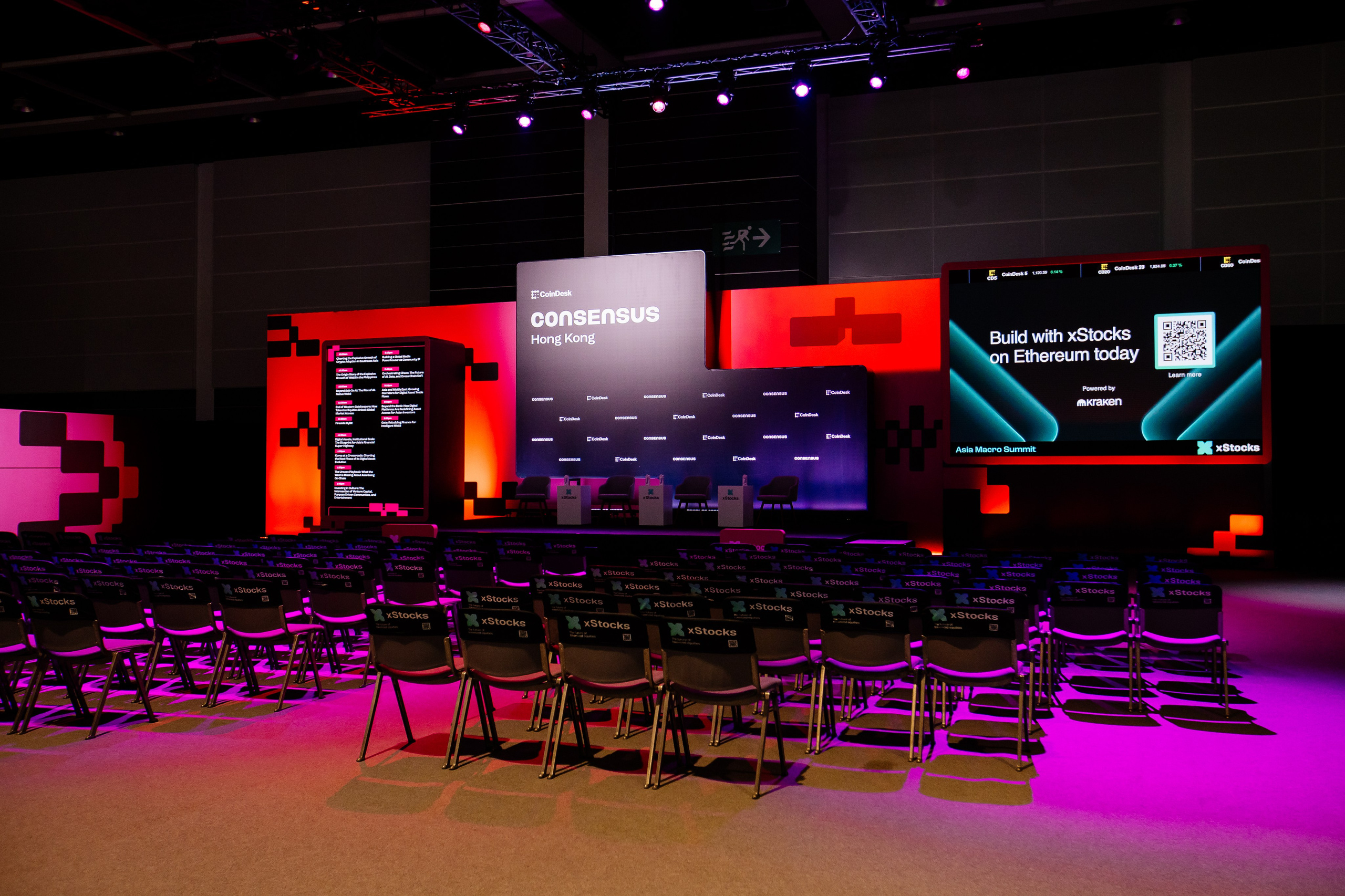 Consensus Hong Kong. Photographer Stas Bordeniuk