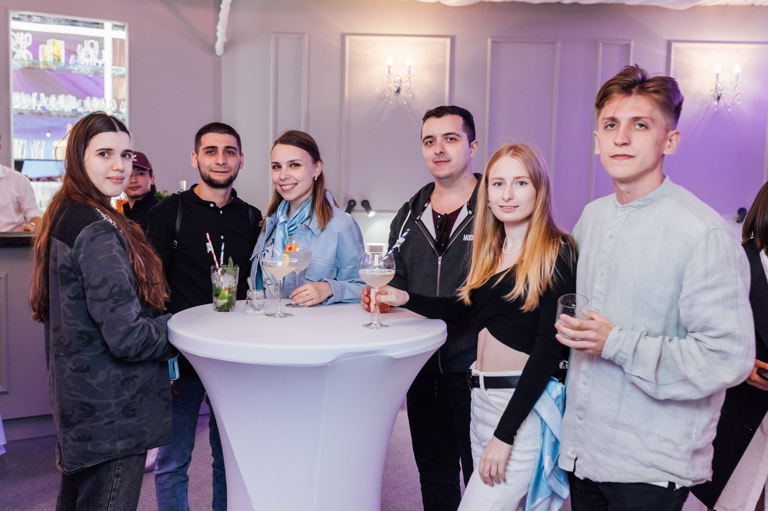 MoonActive. Fotograf Warszawa Brwinów Pruszków Grodzisk Piaseczno Otwock Legionowo