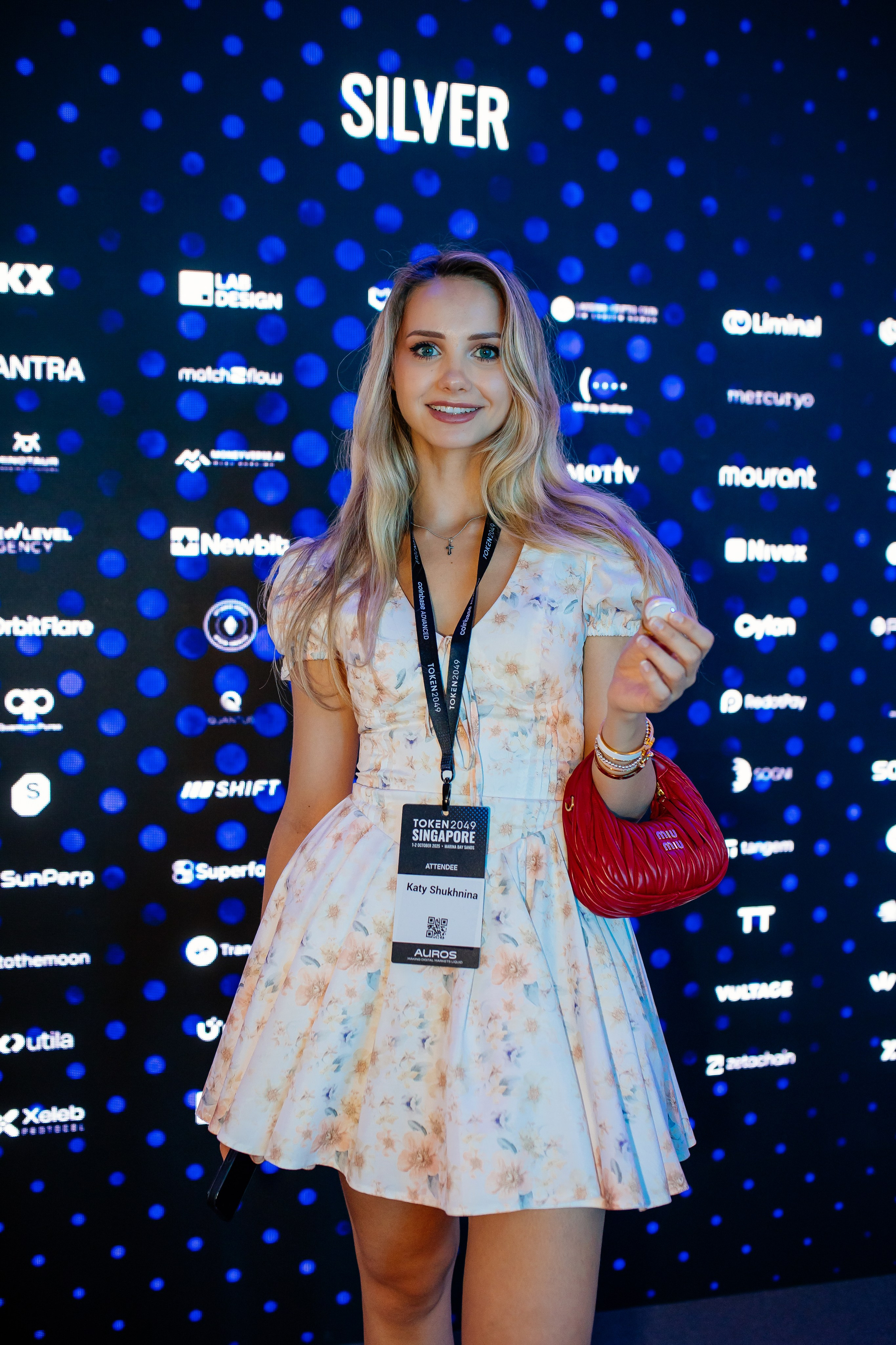 Token 2049. Fotograf Warszawa Brwinów Pruszków Grodzisk Piaseczno Otwock Legionowo