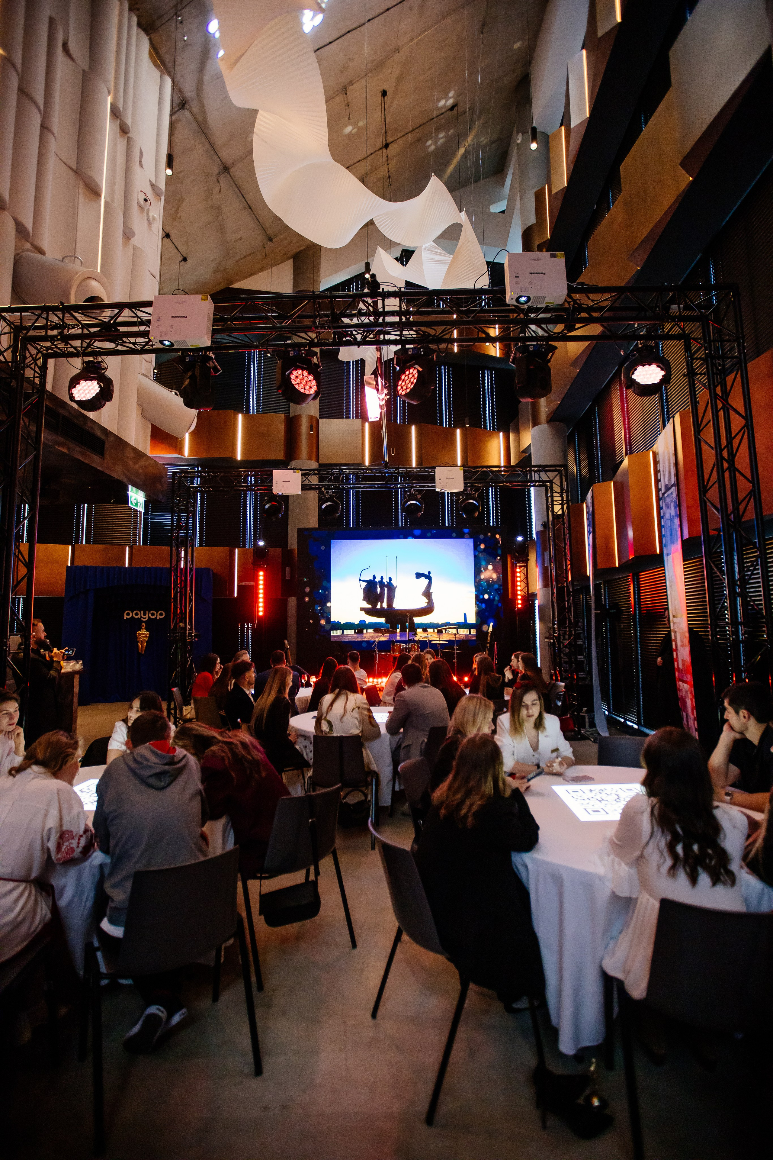 PayOP. Fotograf Warszawa Brwinów Pruszków Grodzisk Piaseczno Otwock Legionowo