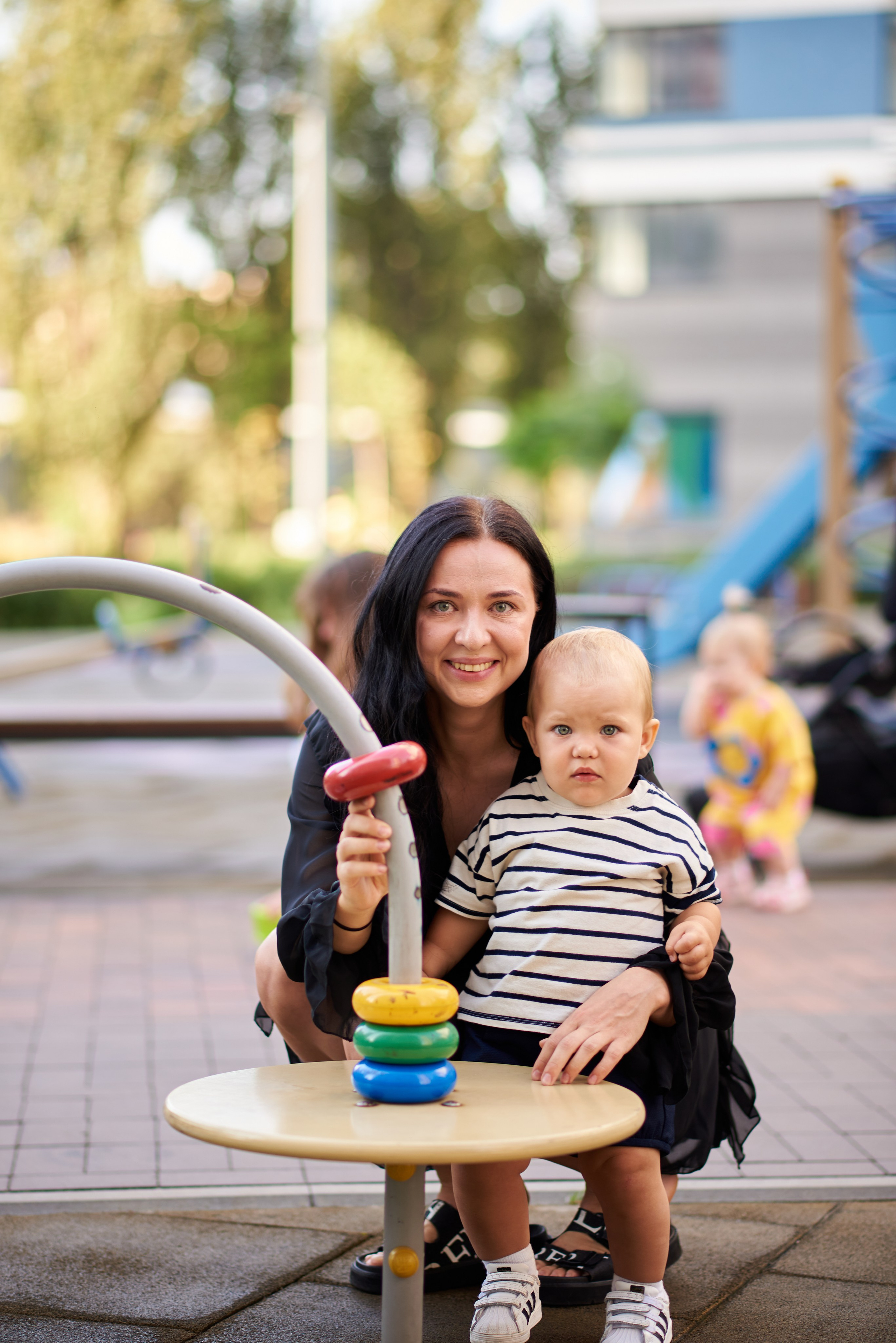 Прогулянка в дворику. Professional photographer Kiev — Pavlenko Victor