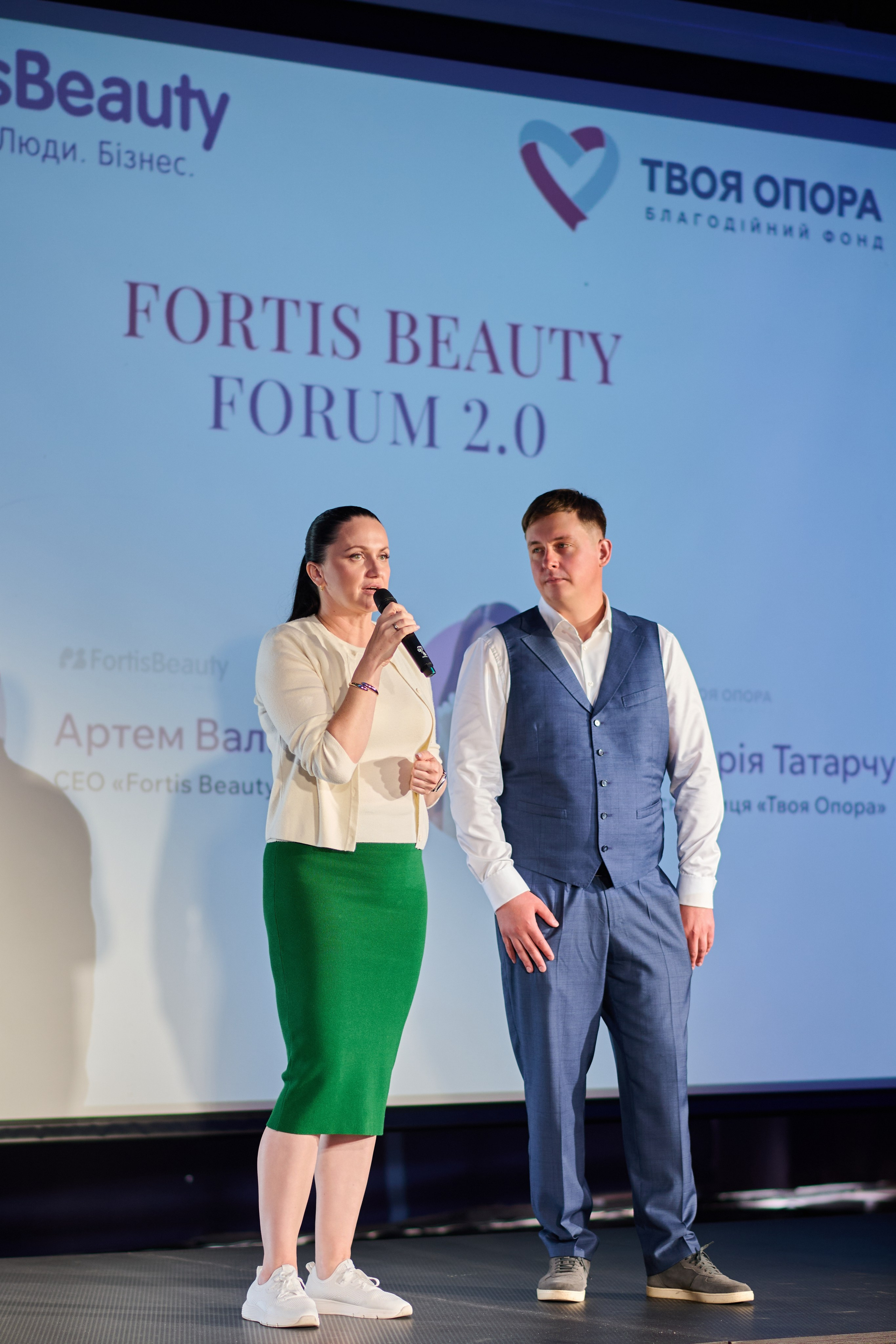 Фотограф на благодійний бізнес-івент бʼюті-сфери. Фотограф Київ – Репортаж, Події | Павленко Віктор