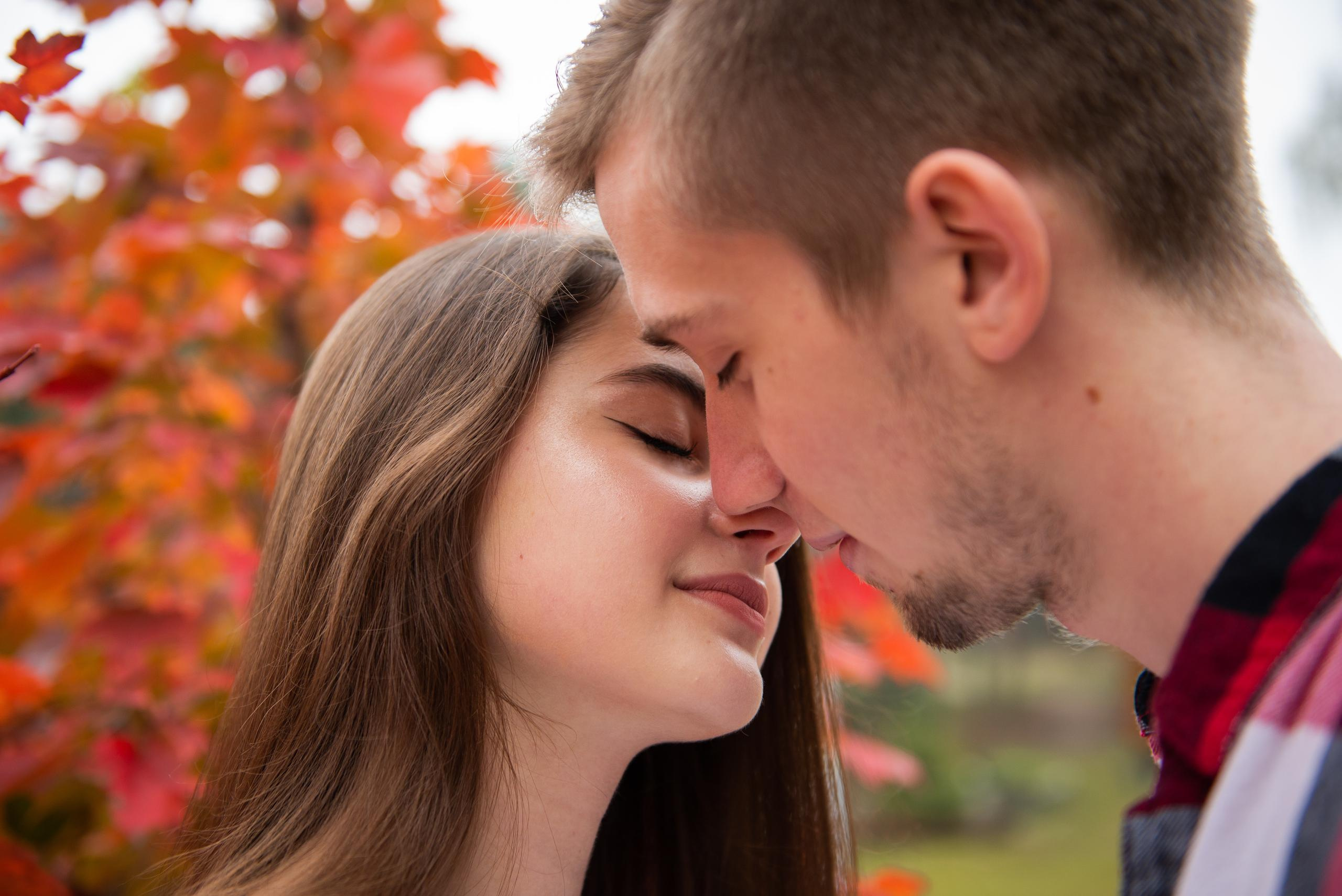 Осіння лавсторі в Ботанічному саду ім. Фоміна – Історія кохання в кадрах. Фотограф Київ – Репортаж, Події | Павленко Віктор