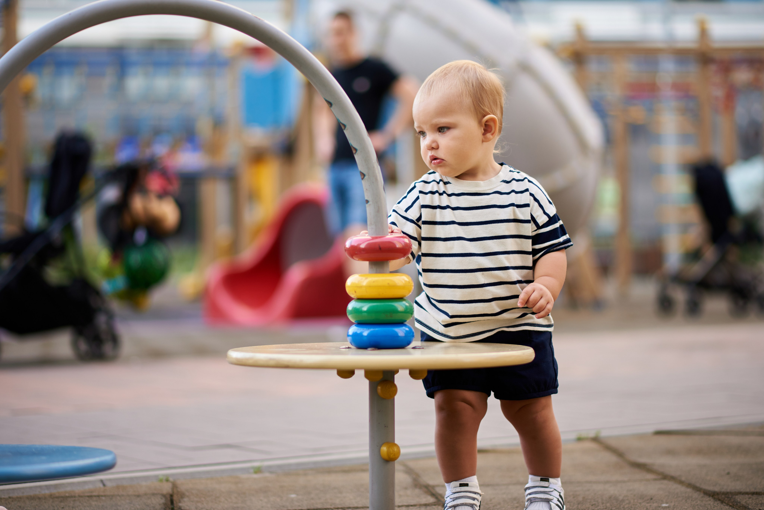 Прогулянка в дворику. Professional photographer Kiev — Pavlenko Victor