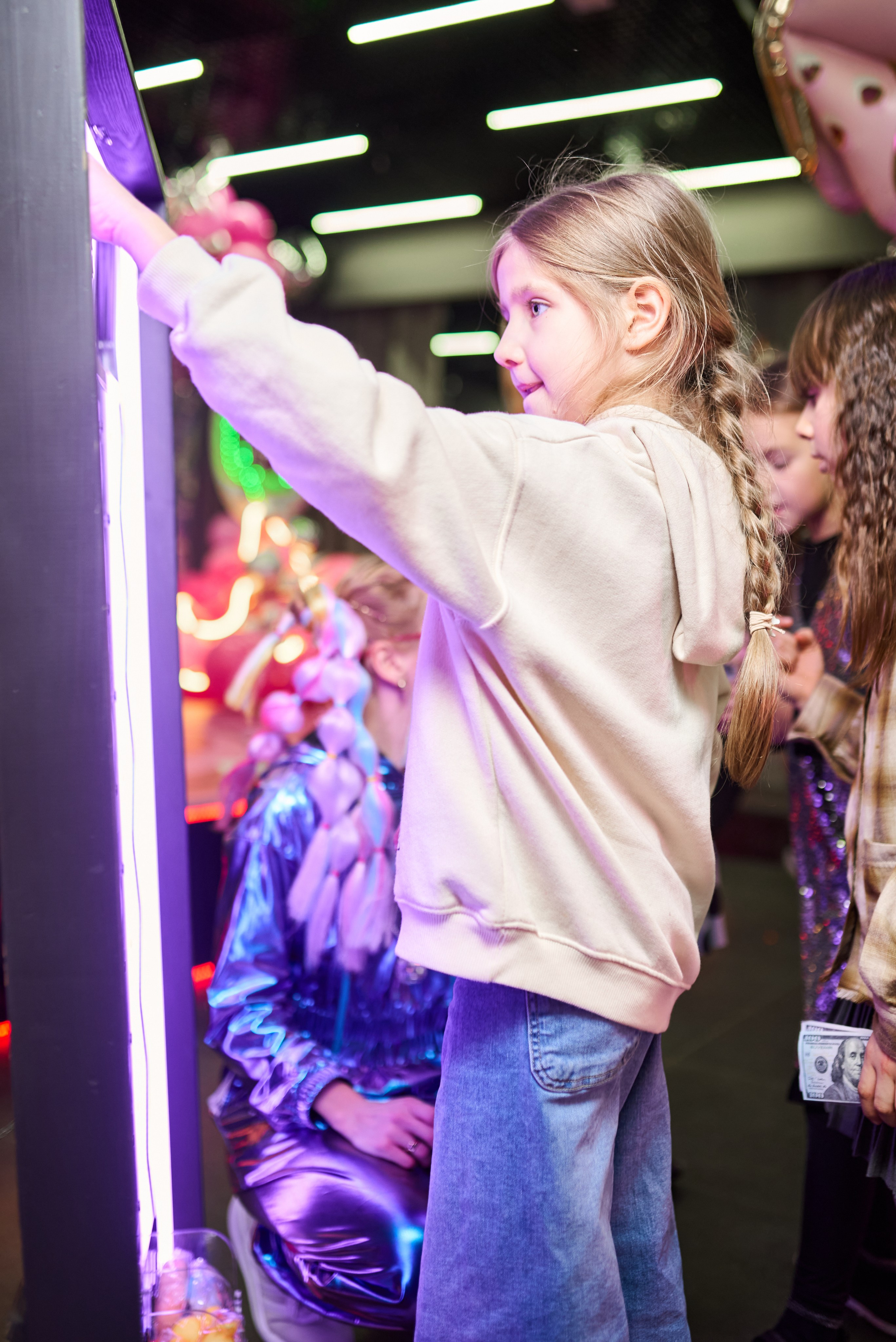 Фотосесія дитячого дня народження у стилі диско-вечірки – яскраві фото свята. Фотограф Київ – Репортаж, Події | Павленко Віктор