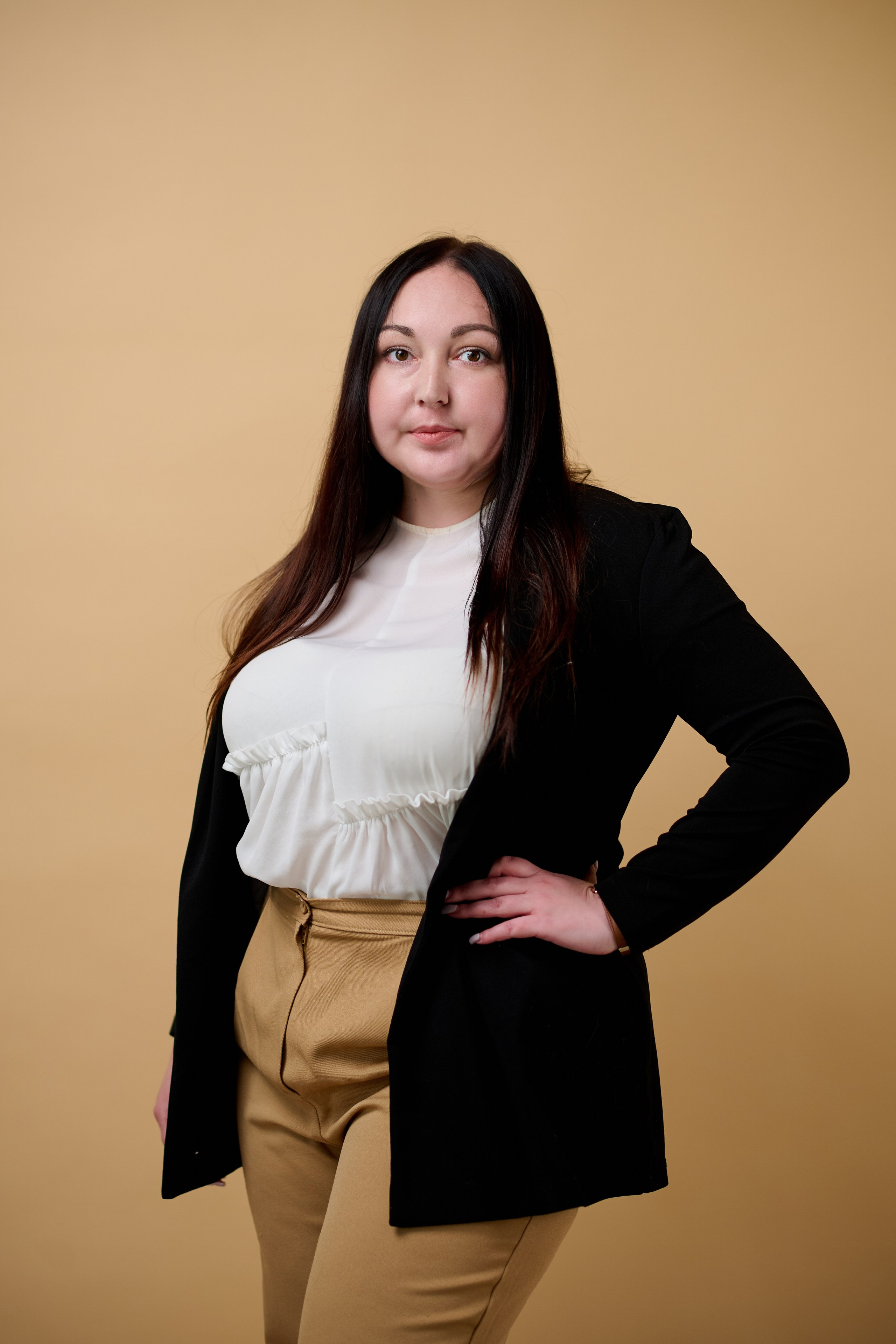 Корпоративні бізнес-портрети співробітників — фотозйомка для сайту. Фотограф Київ – Репортаж, Події | Павленко Віктор