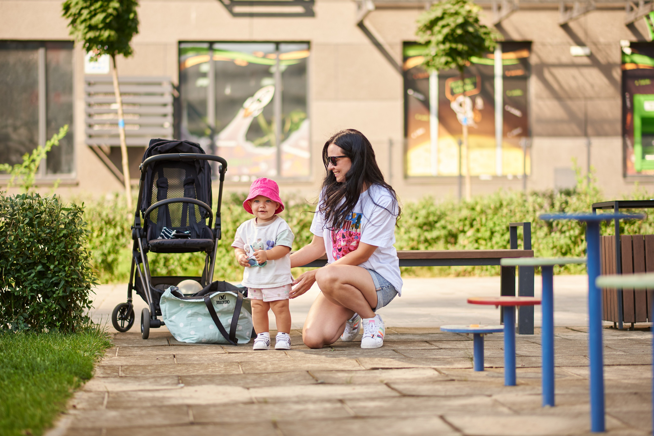 Прогулянка в дворику. Professional photographer Kiev — Pavlenko Victor