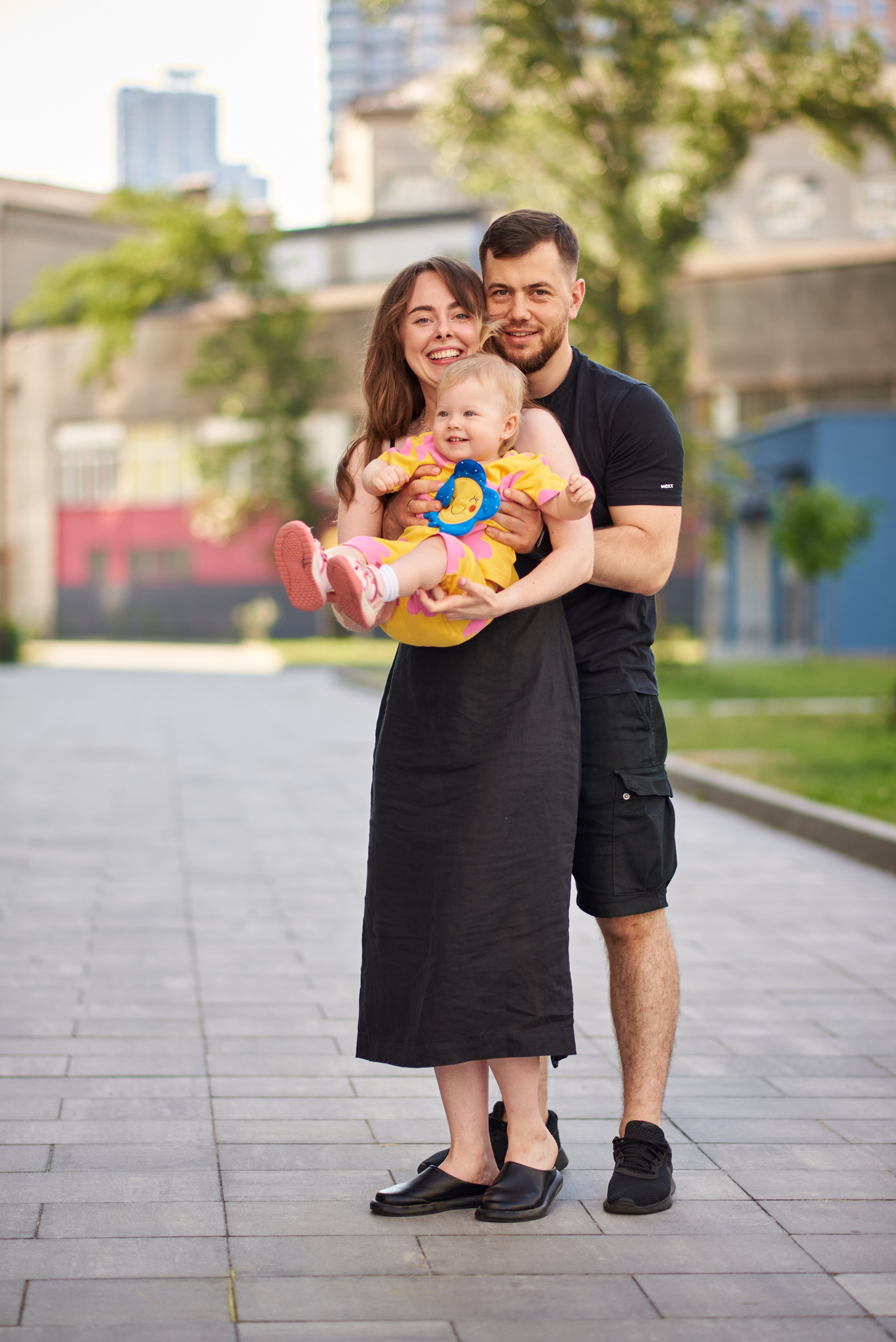 Прогулянка в дворику. Professional photographer Kiev — Pavlenko Victor