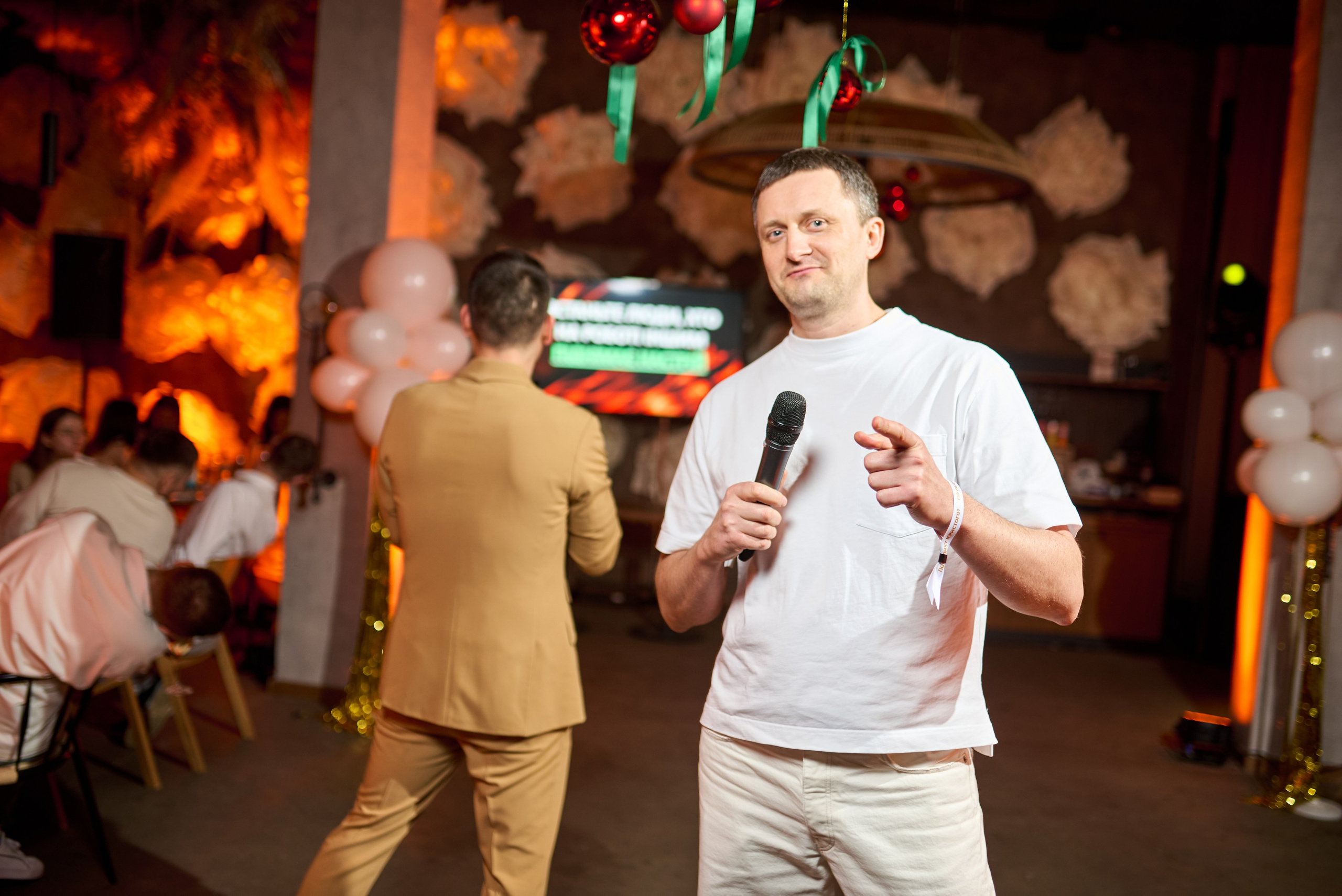 Новорічний корпоратив — свято, команда, емоції. Фотограф Київ – Репортаж, Події | Павленко Віктор