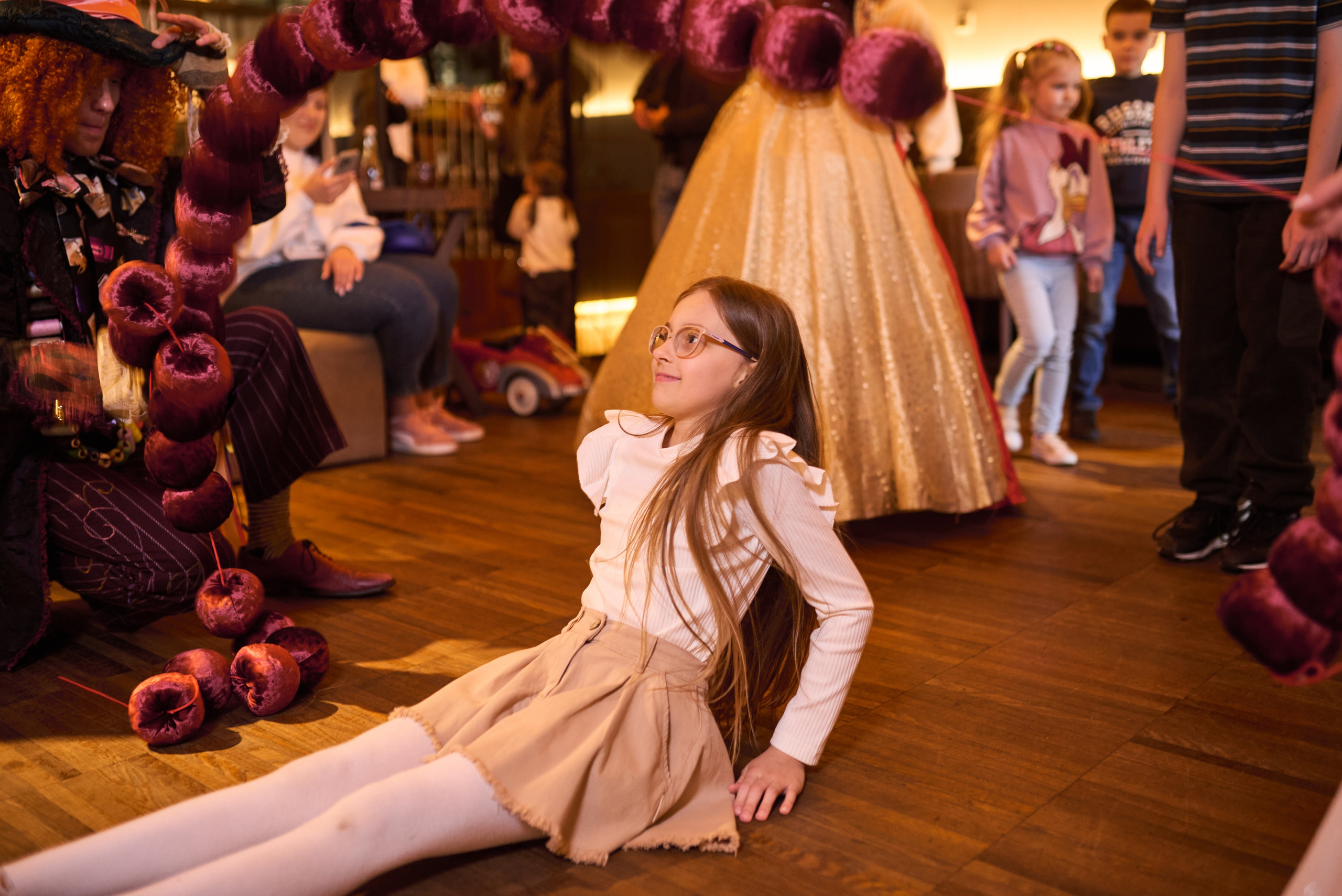 Фотосесія дитячого свята в стилі «Аліса в Країні Див» – чарівні моменти в кожному кадрі. Фотограф Київ – Репортаж, Події | Павленко Віктор