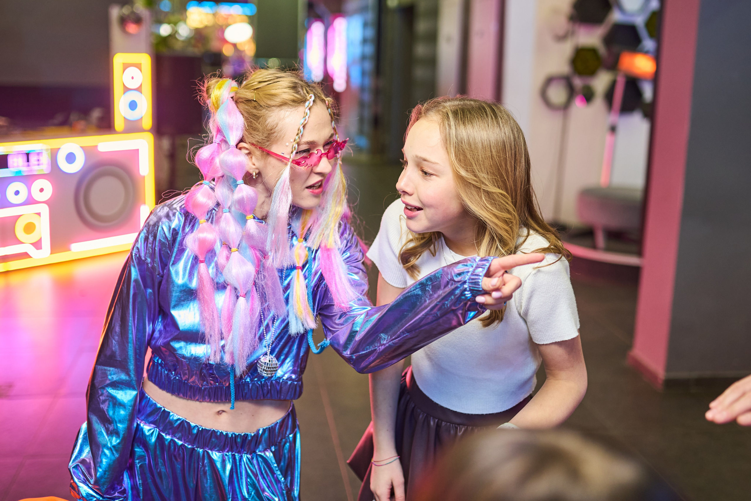 Фотосесія дитячого дня народження у стилі диско-вечірки – яскраві фото свята. Фотограф Київ – Репортаж, Події | Павленко Віктор