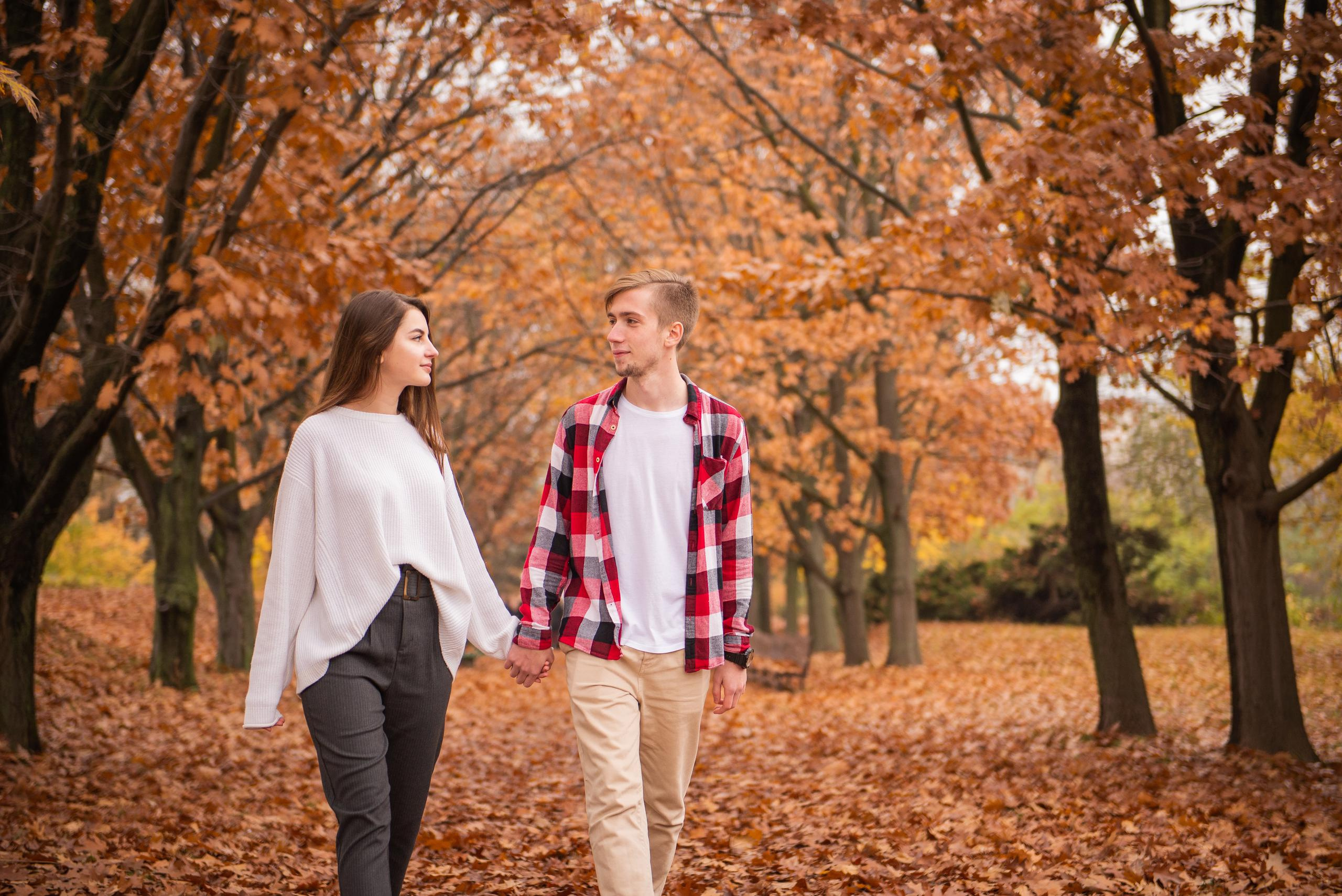 Осіння лавсторі в Ботанічному саду ім. Фоміна – Історія кохання в кадрах. Фотограф Київ – Репортаж, Події | Павленко Віктор