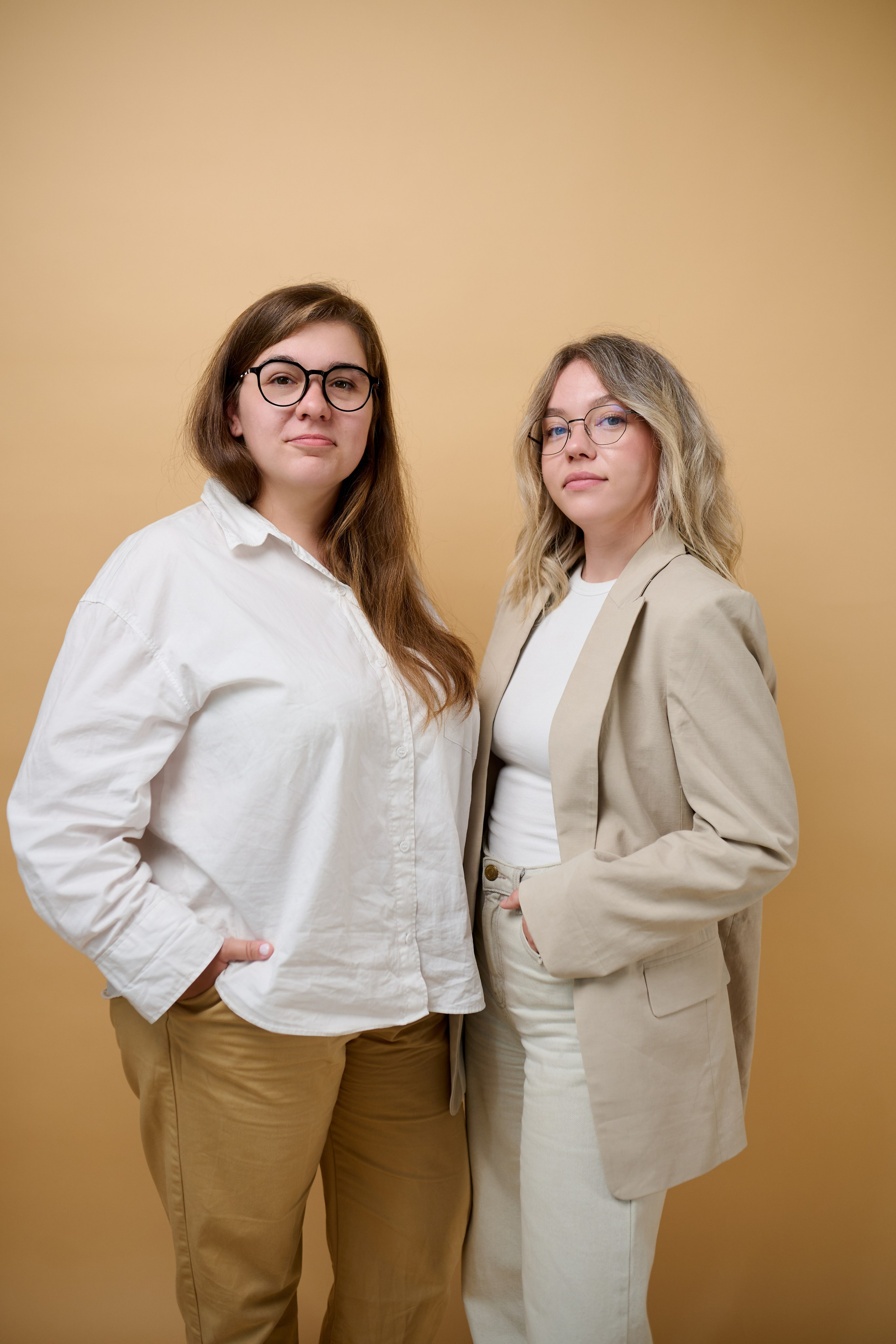 Корпоративні бізнес-портрети співробітників — фотозйомка для сайту. Фотограф Київ – Репортаж, Події | Павленко Віктор