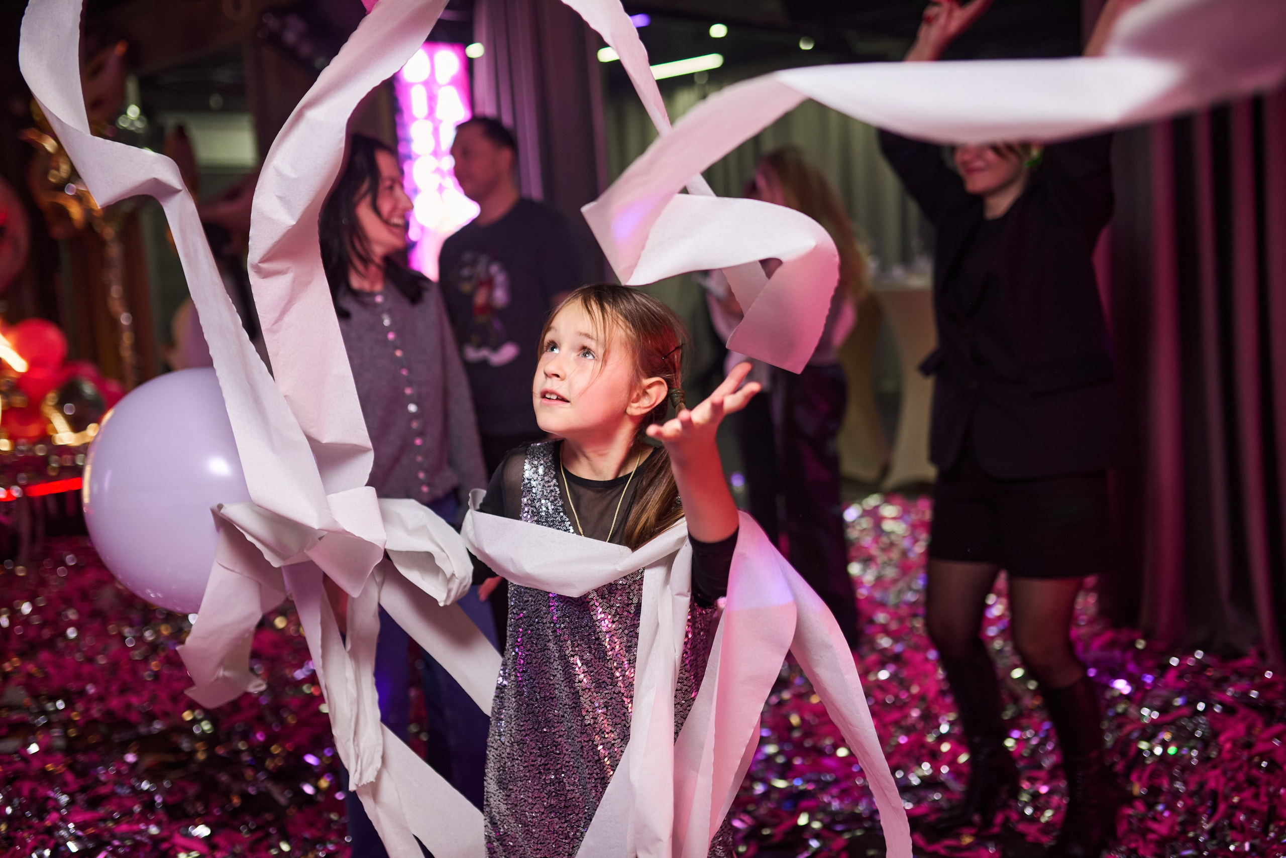 Фотосесія дитячого дня народження у стилі диско-вечірки – яскраві фото свята. Фотограф Київ – Репортаж, Події | Павленко Віктор