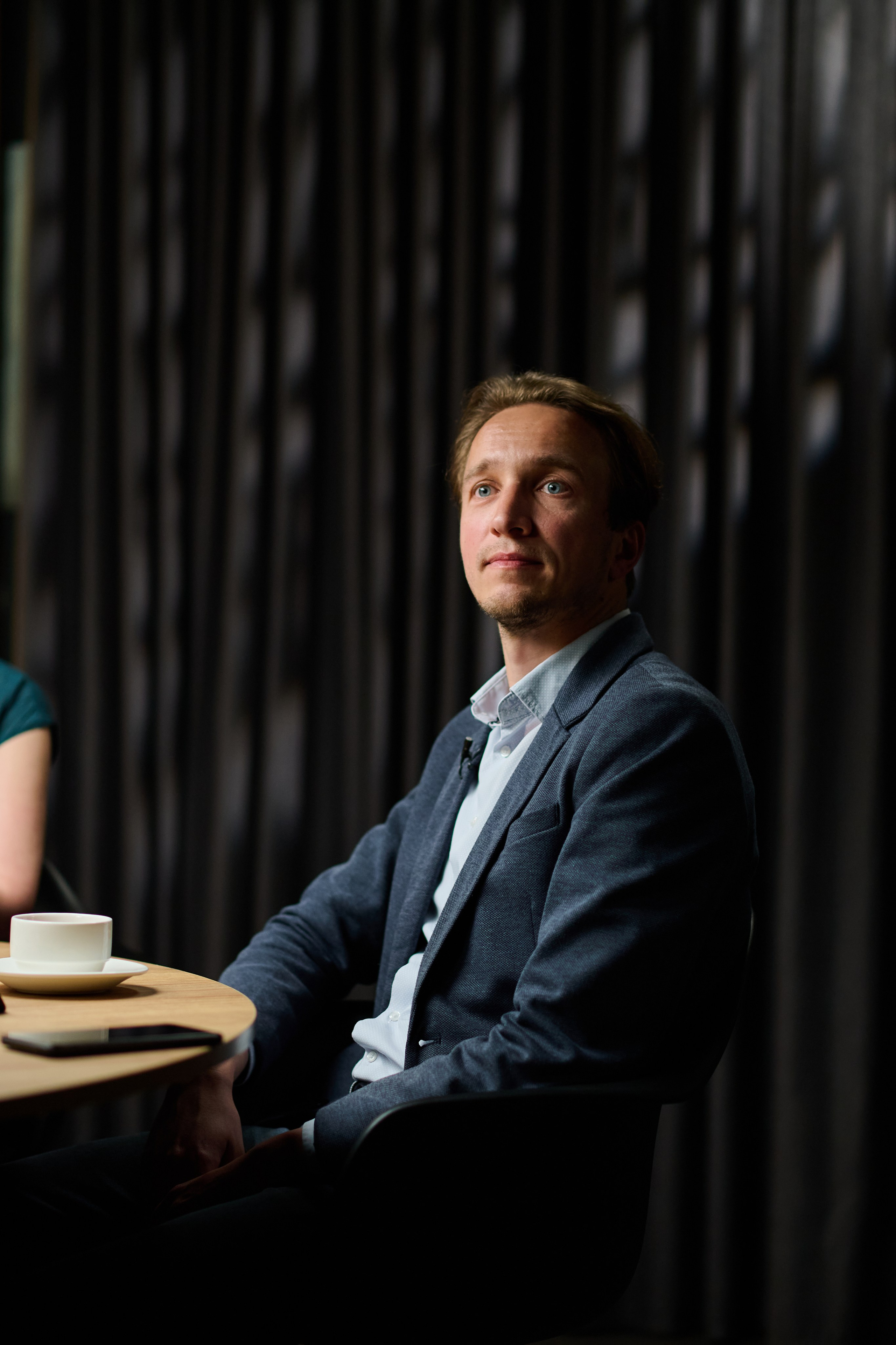 Фотограф на онлайн конференцію — зйомка студійної трансляції. Фотограф Київ – Репортаж, Події | Павленко Віктор