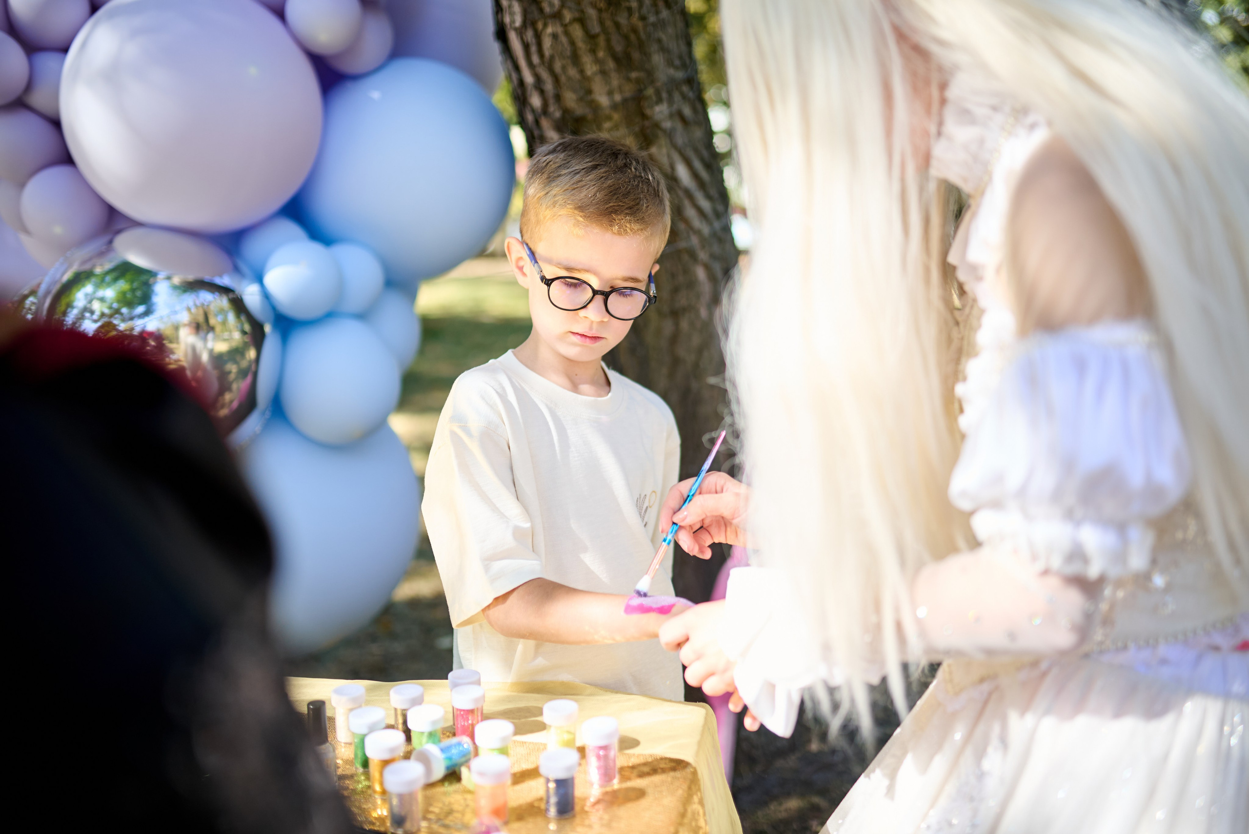 Дитячий день народження на ВДНХ – «Аліса в Країні Див» та Чеширський кіт. Фотограф Київ – Репортаж, Події | Павленко Віктор