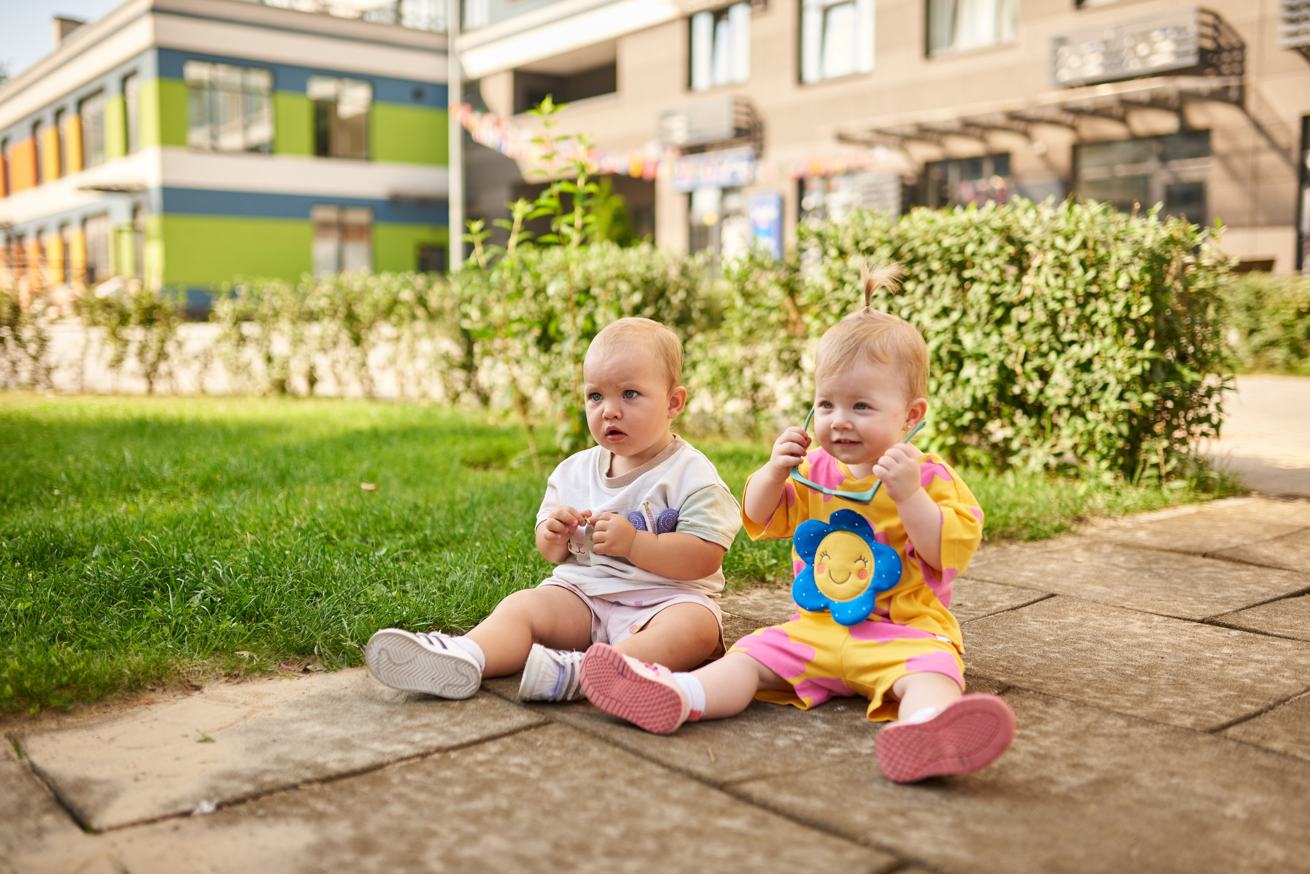 Прогулянка в дворику. Professional photographer Kiev — Pavlenko Victor