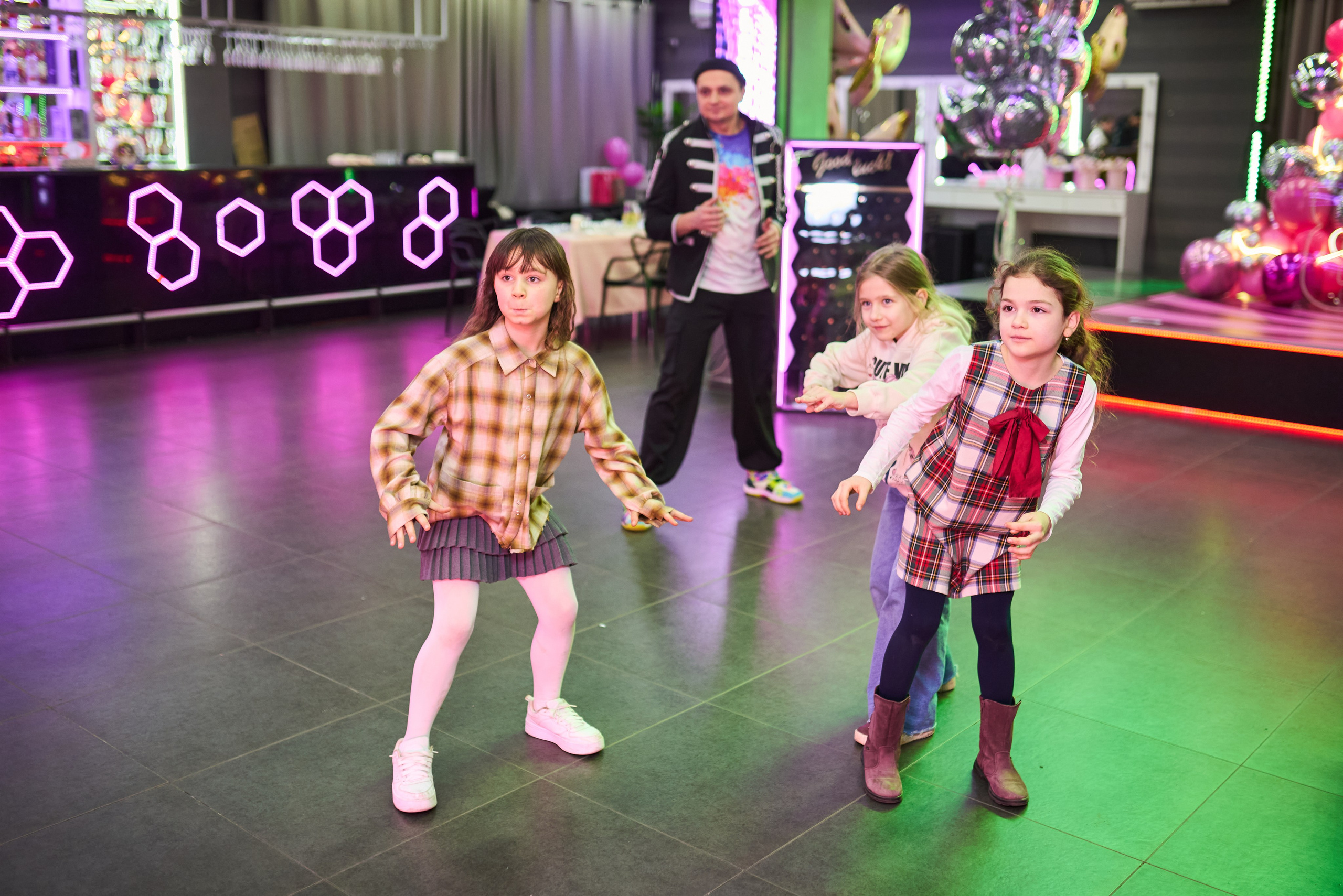 Фотосесія дитячого дня народження у стилі диско-вечірки – яскраві фото свята. Фотограф Київ – Репортаж, Події | Павленко Віктор
