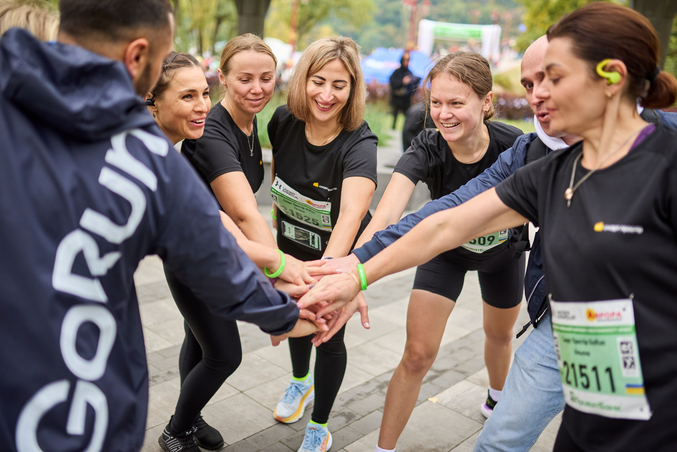Фотозвіт з Київського Марафону Незламності 2024 — марафон та півмарафон у Києві. Фотограф Київ – Репортаж, Події | Павленко Віктор