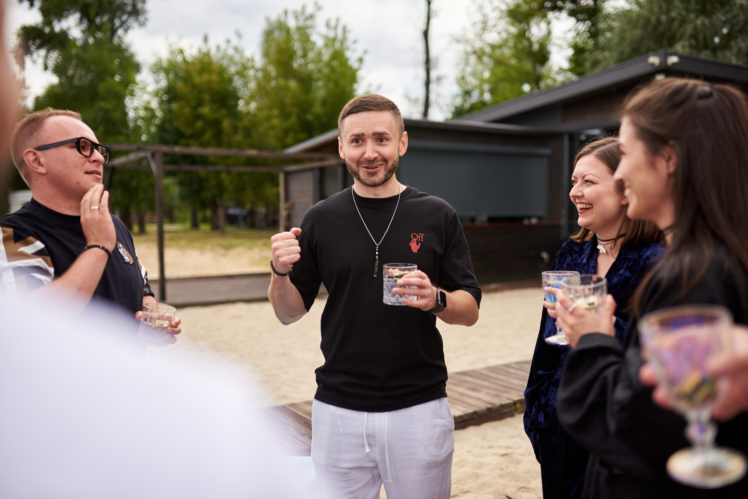 Фотозвіт з дня народження у заміському клубі на Дніпрі — репортажна зйомка подій. Фотограф Київ – Репортаж, Події | Павленко Віктор