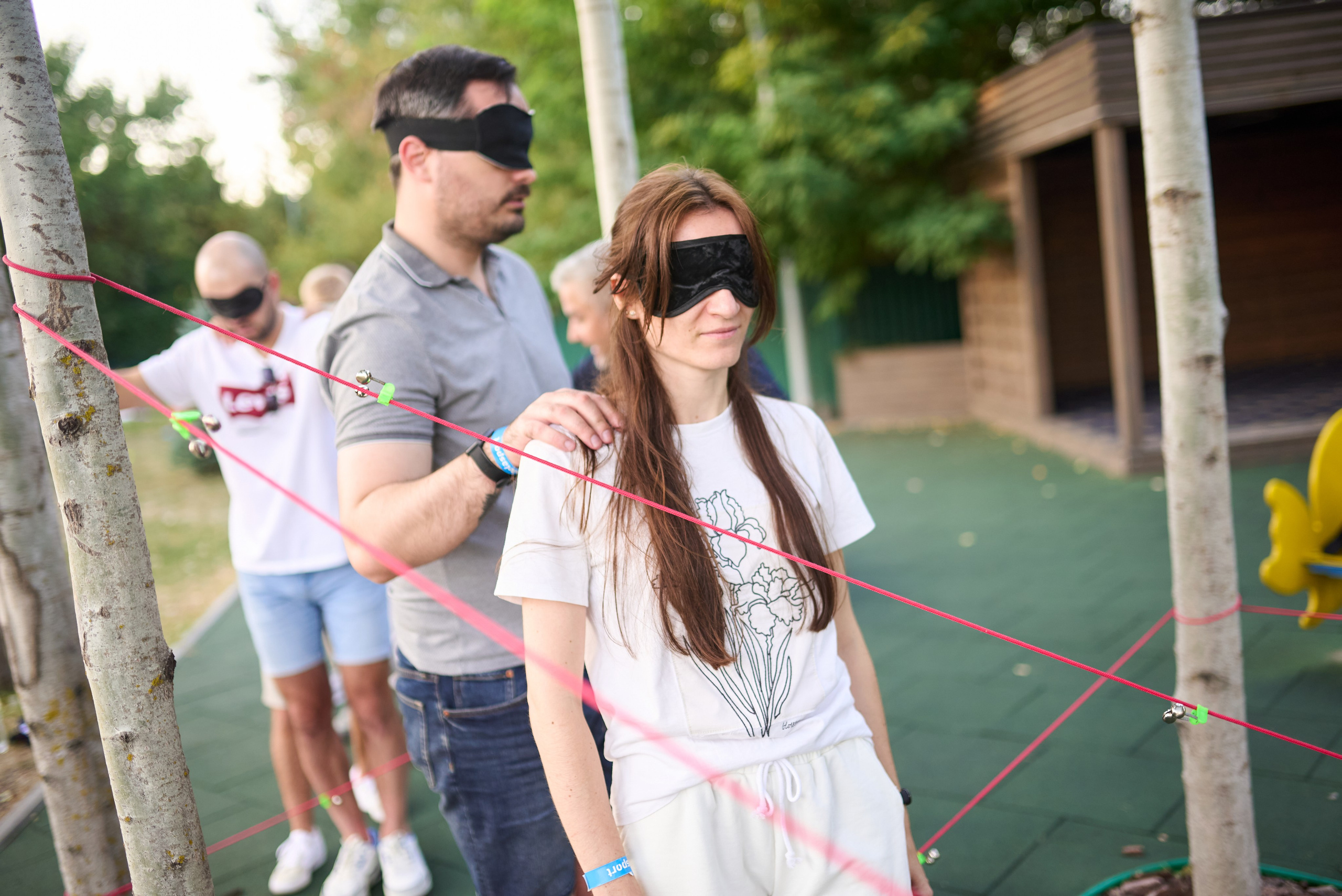 Фотозйомка літнього корпоративу IT-компанії в заміському комплексі з басейном. Фотограф Київ – Репортаж, Події | Павленко Віктор