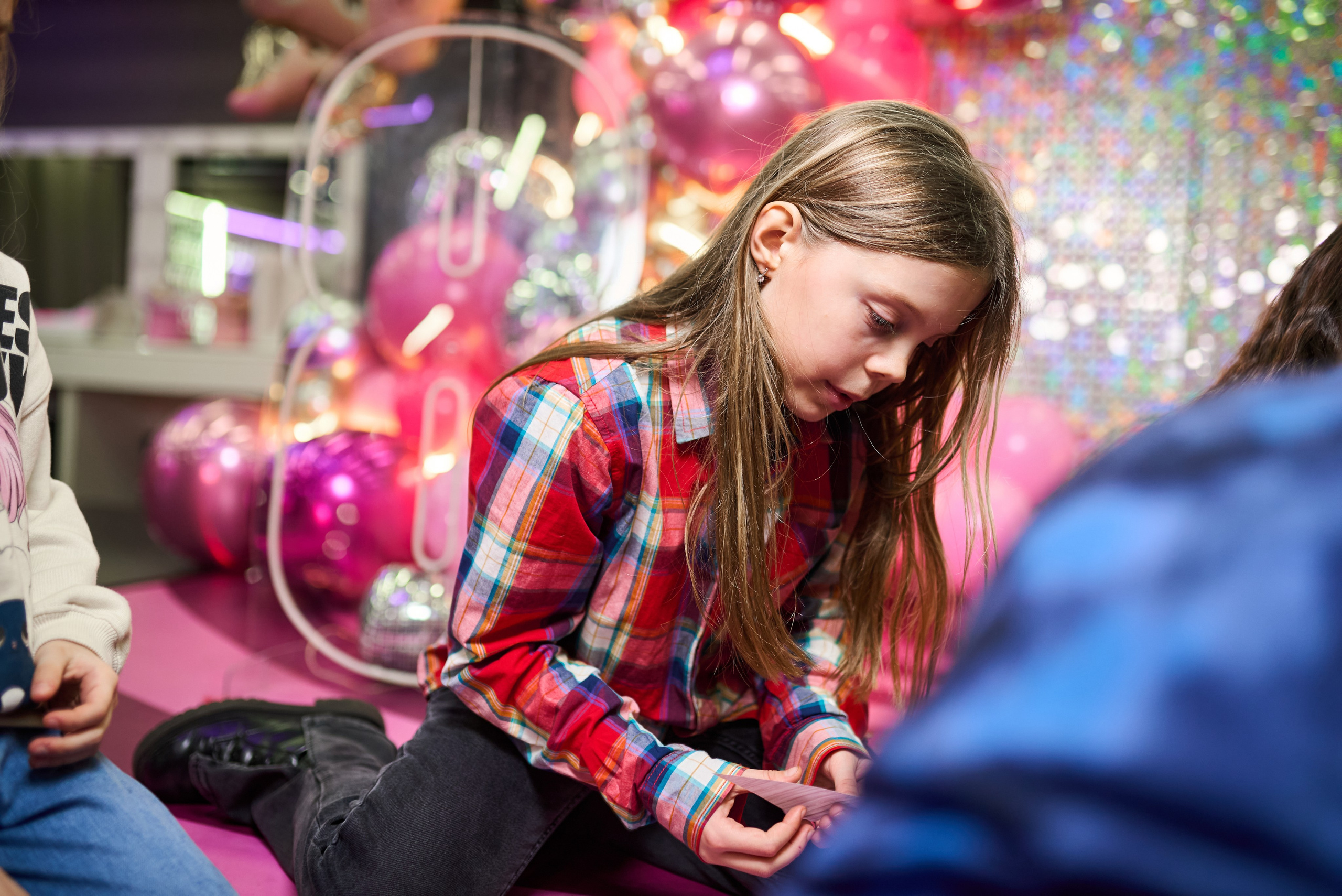 Фотосесія дитячого дня народження у стилі диско-вечірки – яскраві фото свята. Фотограф Київ – Репортаж, Події | Павленко Віктор