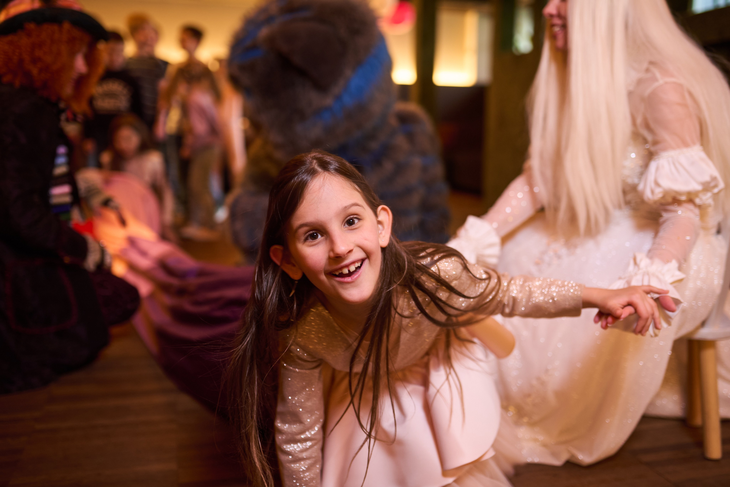 Фотосесія дитячого свята в стилі «Аліса в Країні Див» – чарівні моменти в кожному кадрі. Фотограф Київ – Репортаж, Події | Павленко Віктор