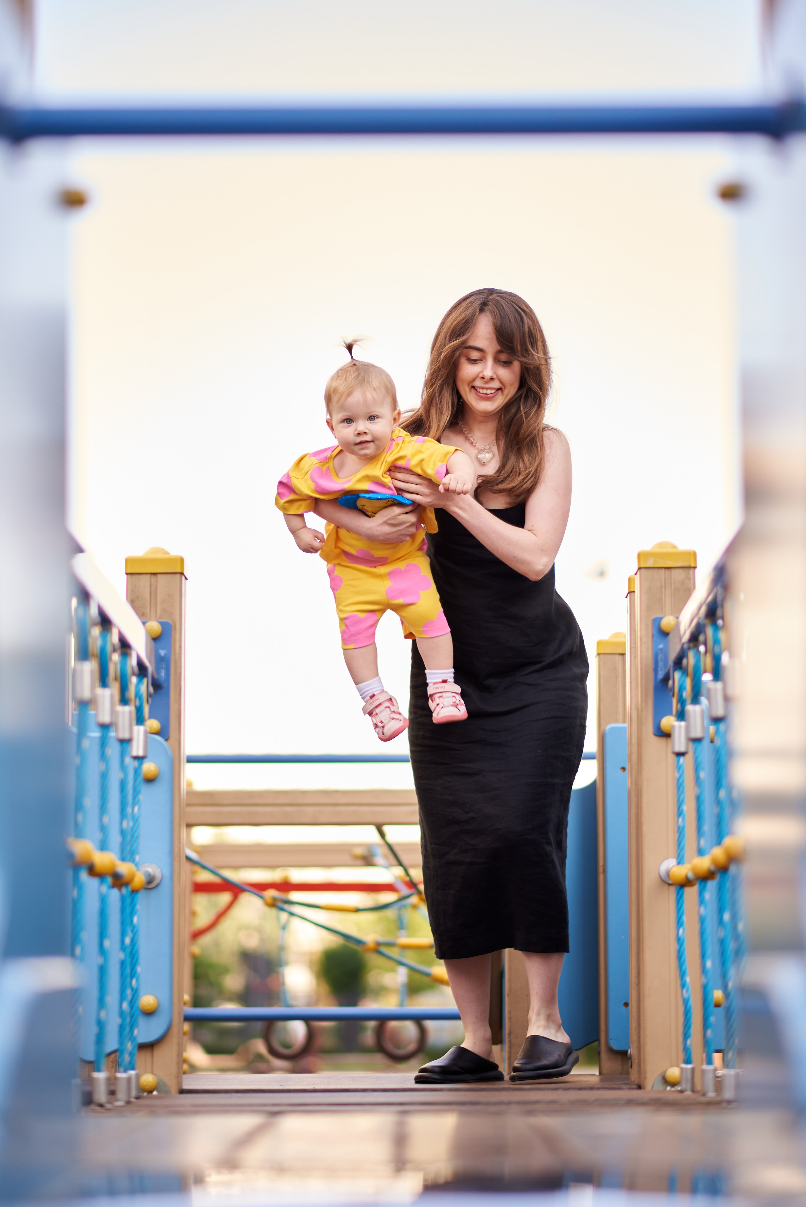 Прогулянка в дворику. Professional photographer Kiev — Pavlenko Victor