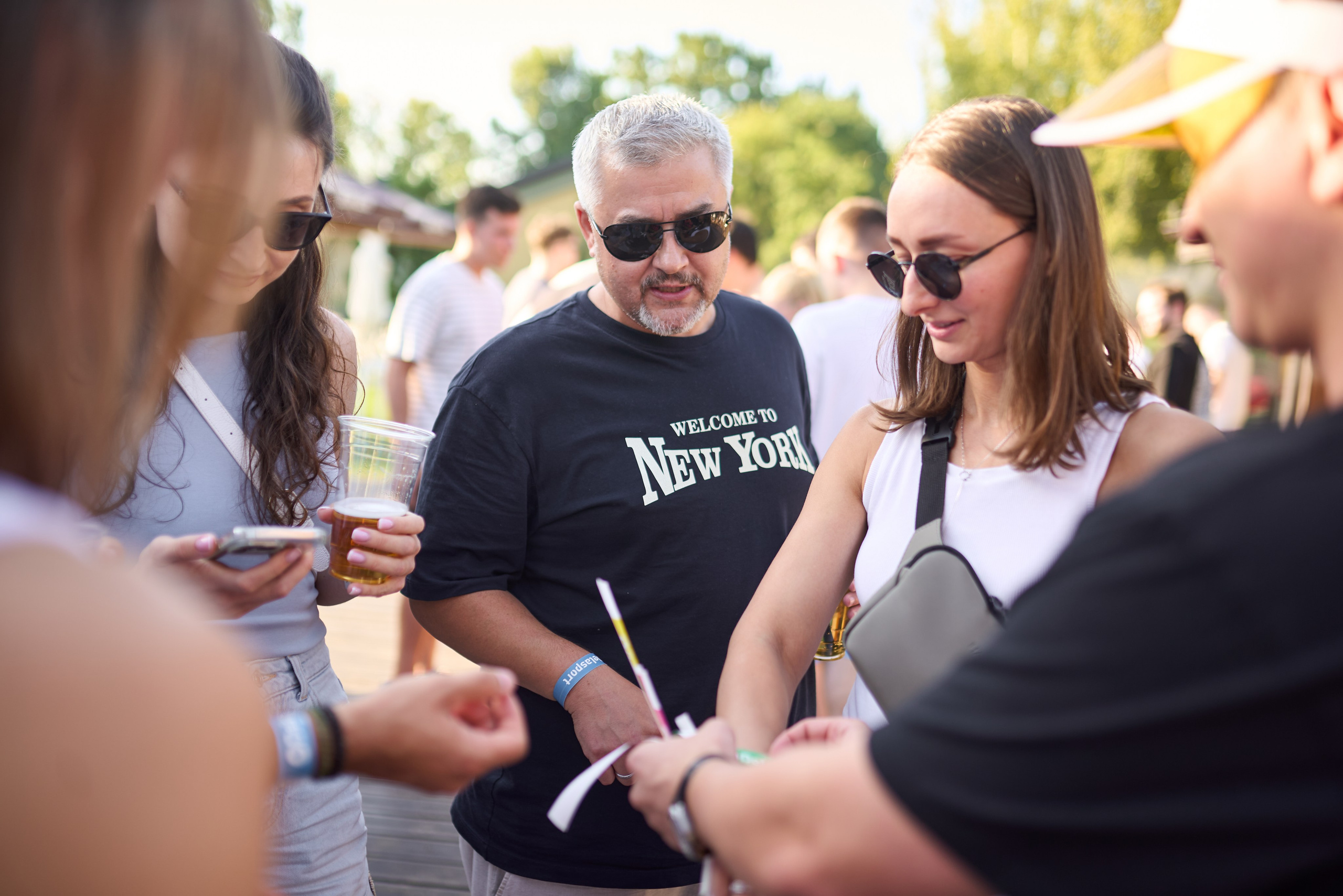 Фотозйомка літнього корпоративу IT-компанії в заміському комплексі з басейном. Фотограф Київ – Репортаж, Події | Павленко Віктор