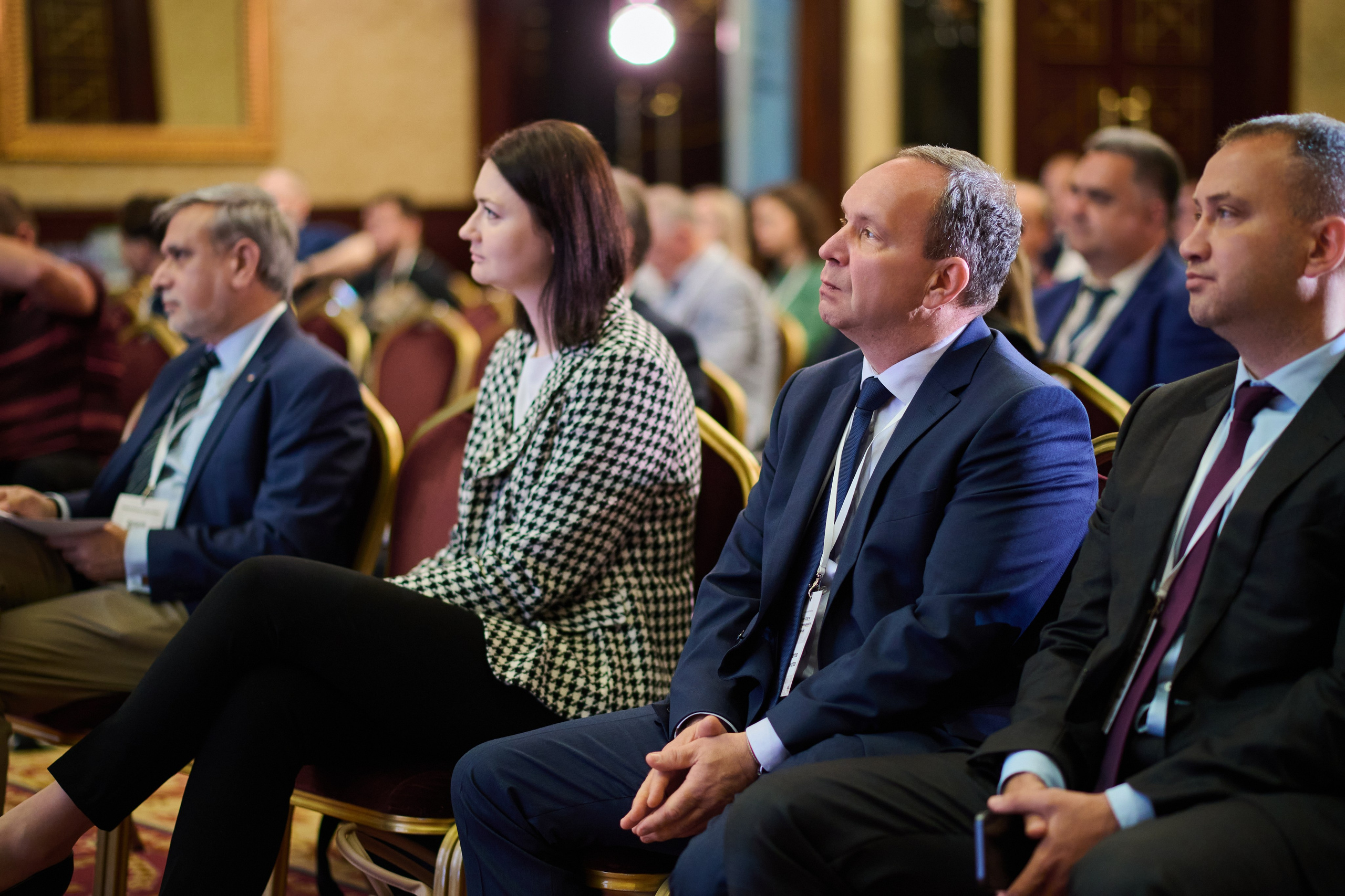 Бізнес-форум у InterContinental — репортажна фотозйомка заходу. Фотограф Київ – Репортаж, Події | Павленко Віктор