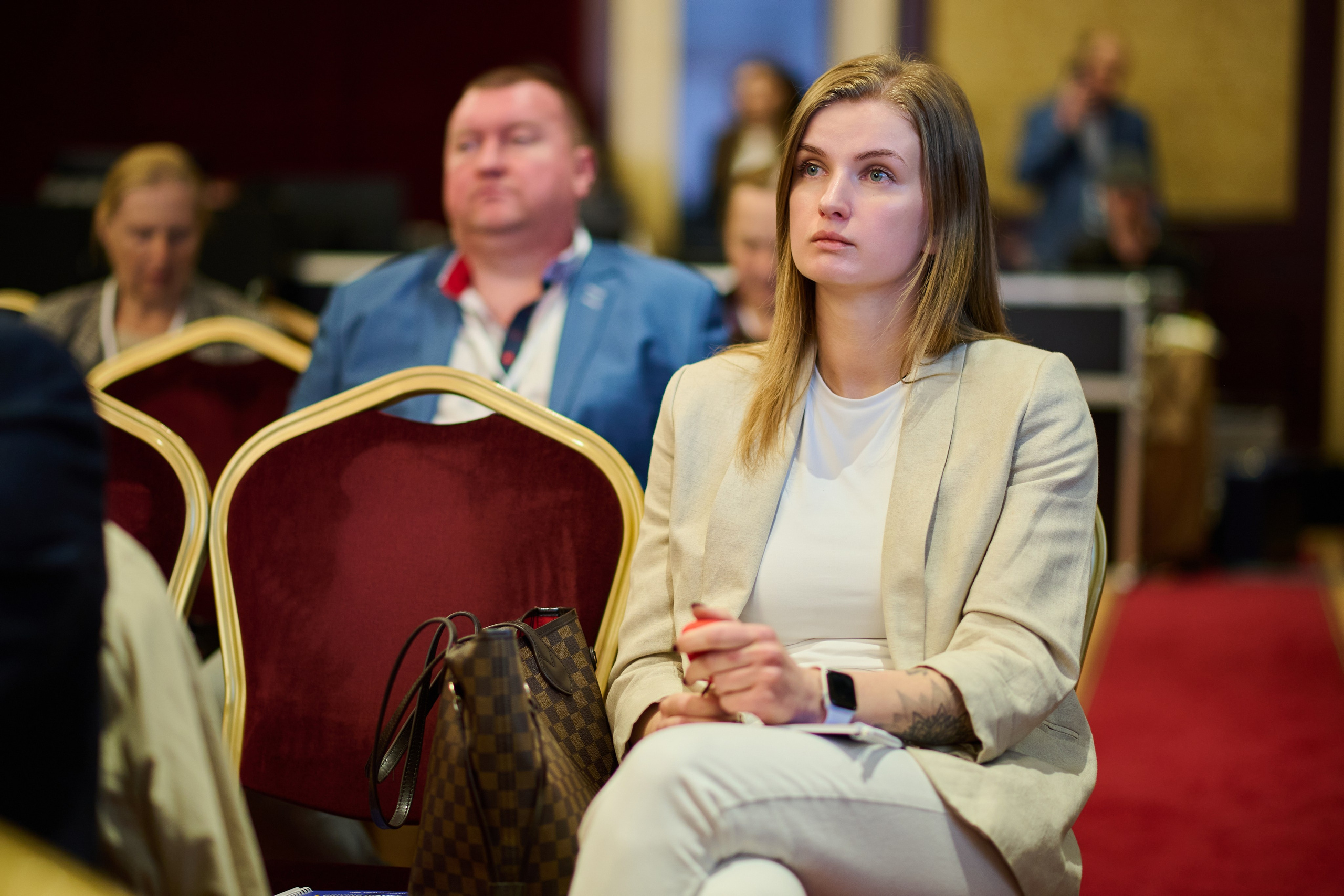 Бізнес-форум у InterContinental — репортажна фотозйомка заходу. Фотограф Київ – Репортаж, Події | Павленко Віктор