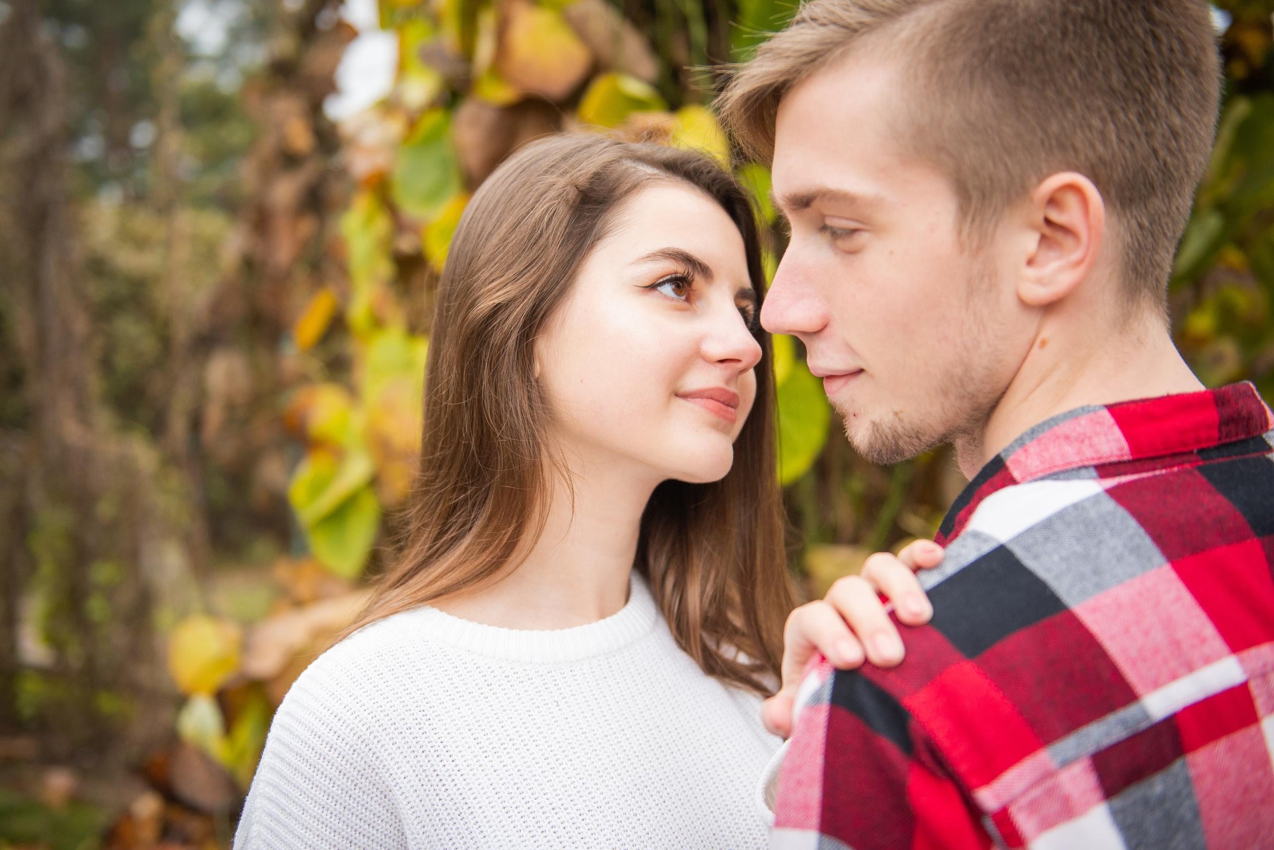 Осіння лавсторі в Ботанічному саду ім. Фоміна – Історія кохання в кадрах. Фотограф Київ – Репортаж, Події | Павленко Віктор