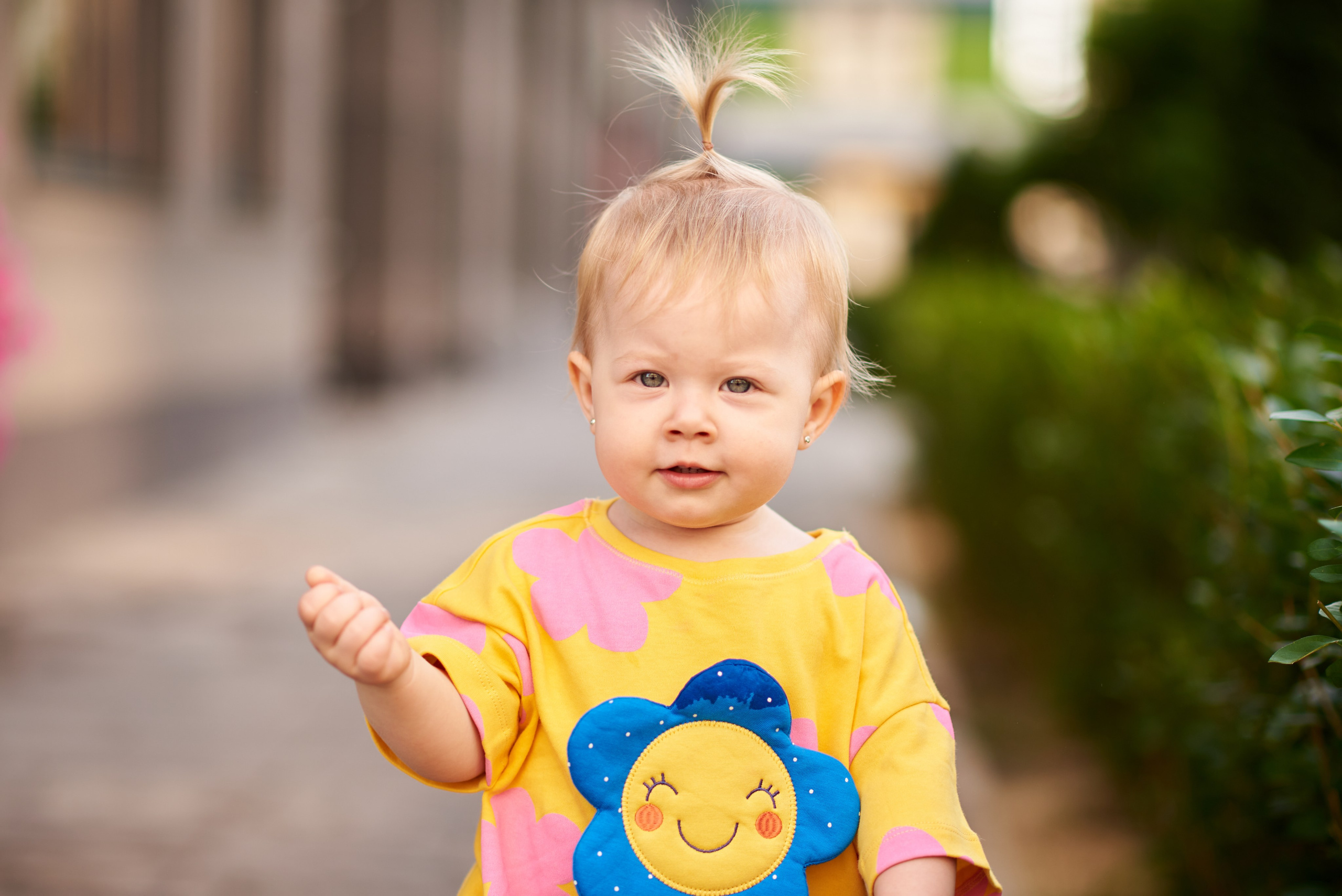 Прогулянка в дворику. Professional photographer Kiev — Pavlenko Victor