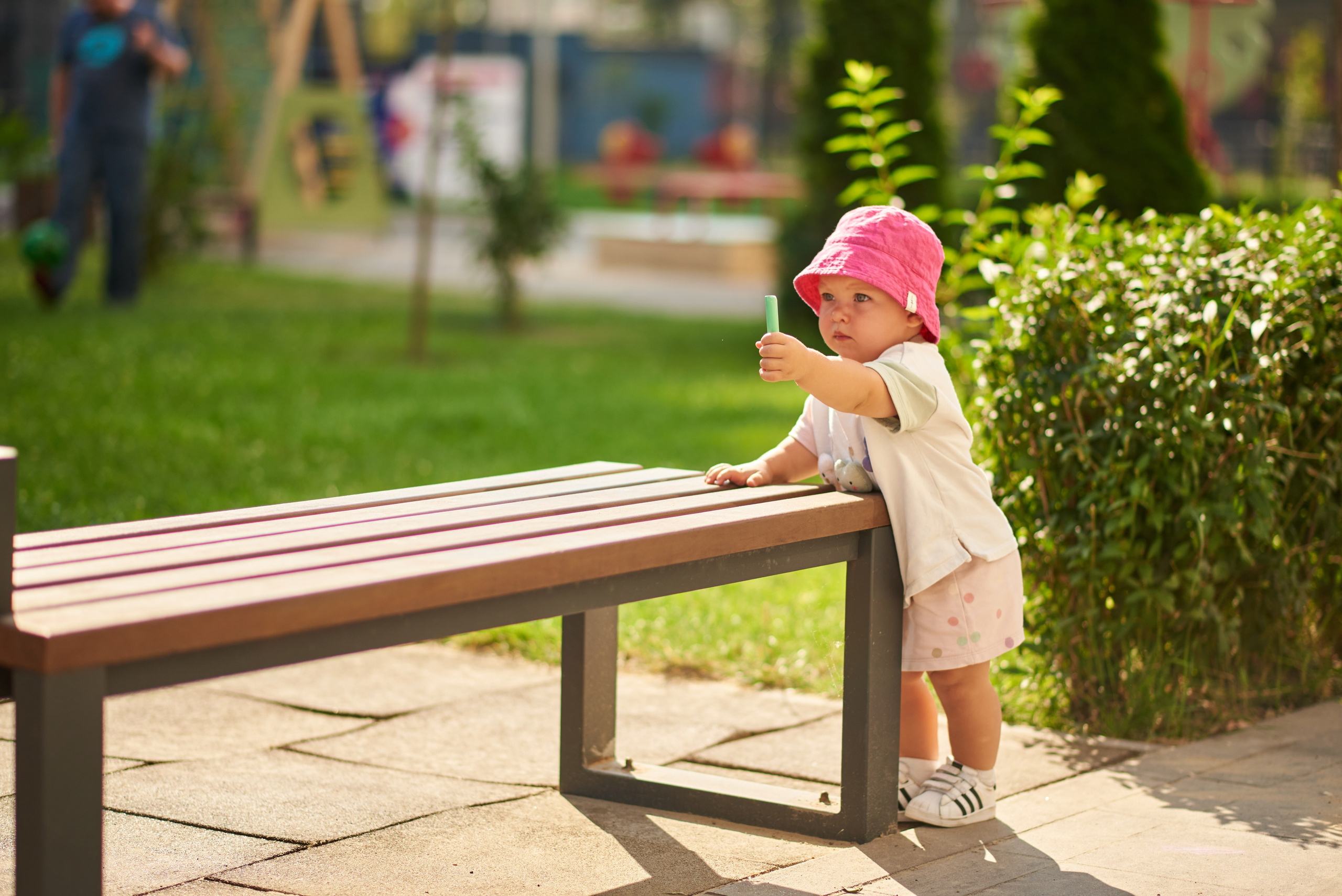 Прогулянка в дворику. Professional photographer Kiev — Pavlenko Victor