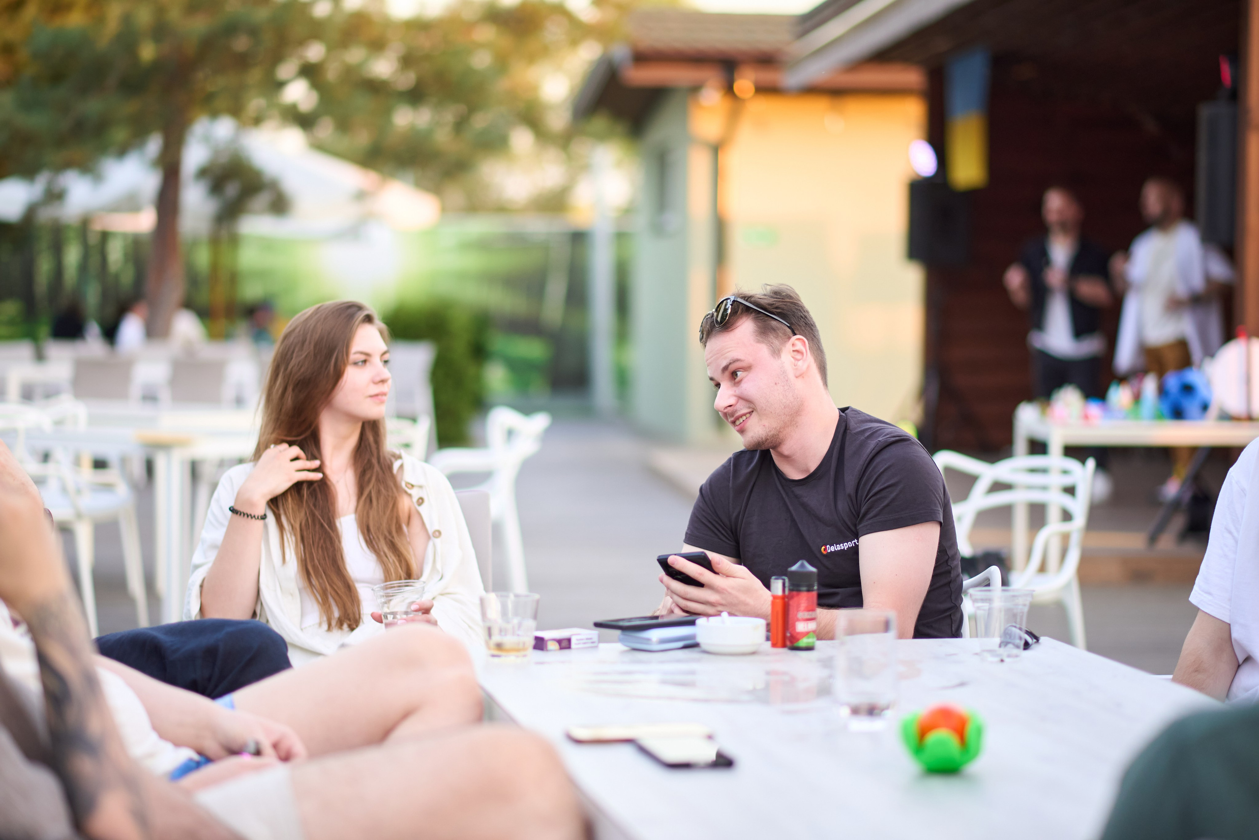 Фотозйомка літнього корпоративу IT-компанії в заміському комплексі з басейном. Фотограф Київ – Репортаж, Події | Павленко Віктор