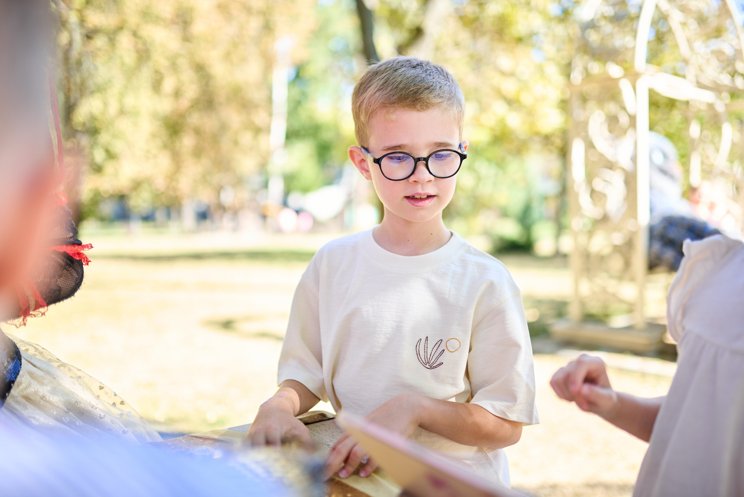 Дитячий день народження на ВДНХ – «Аліса в Країні Див» та Чеширський кіт. Фотограф Київ – Репортаж, Події | Павленко Віктор