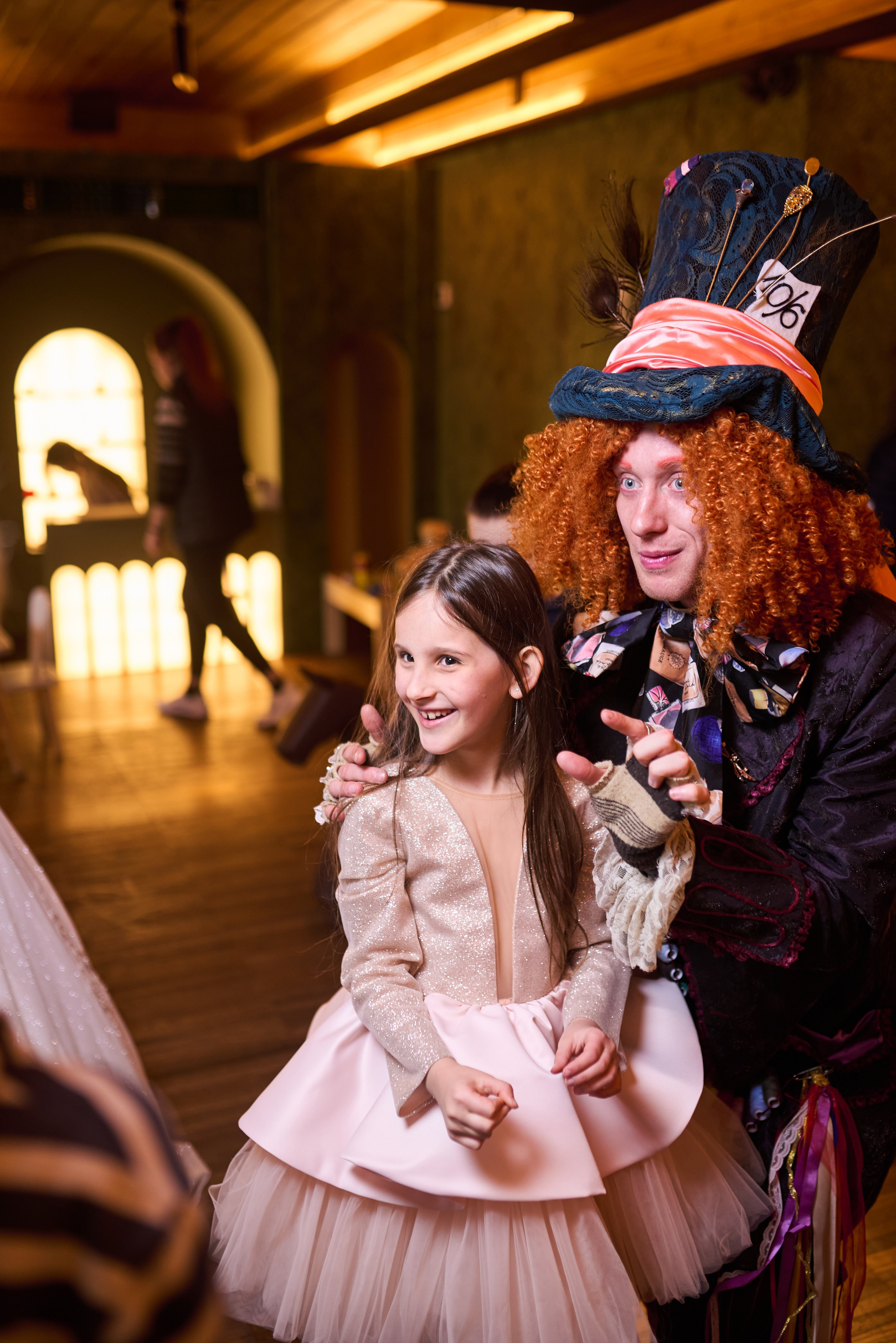 Фотосесія дитячого свята в стилі «Аліса в Країні Див» – чарівні моменти в кожному кадрі. Фотограф Київ – Репортаж, Події | Павленко Віктор