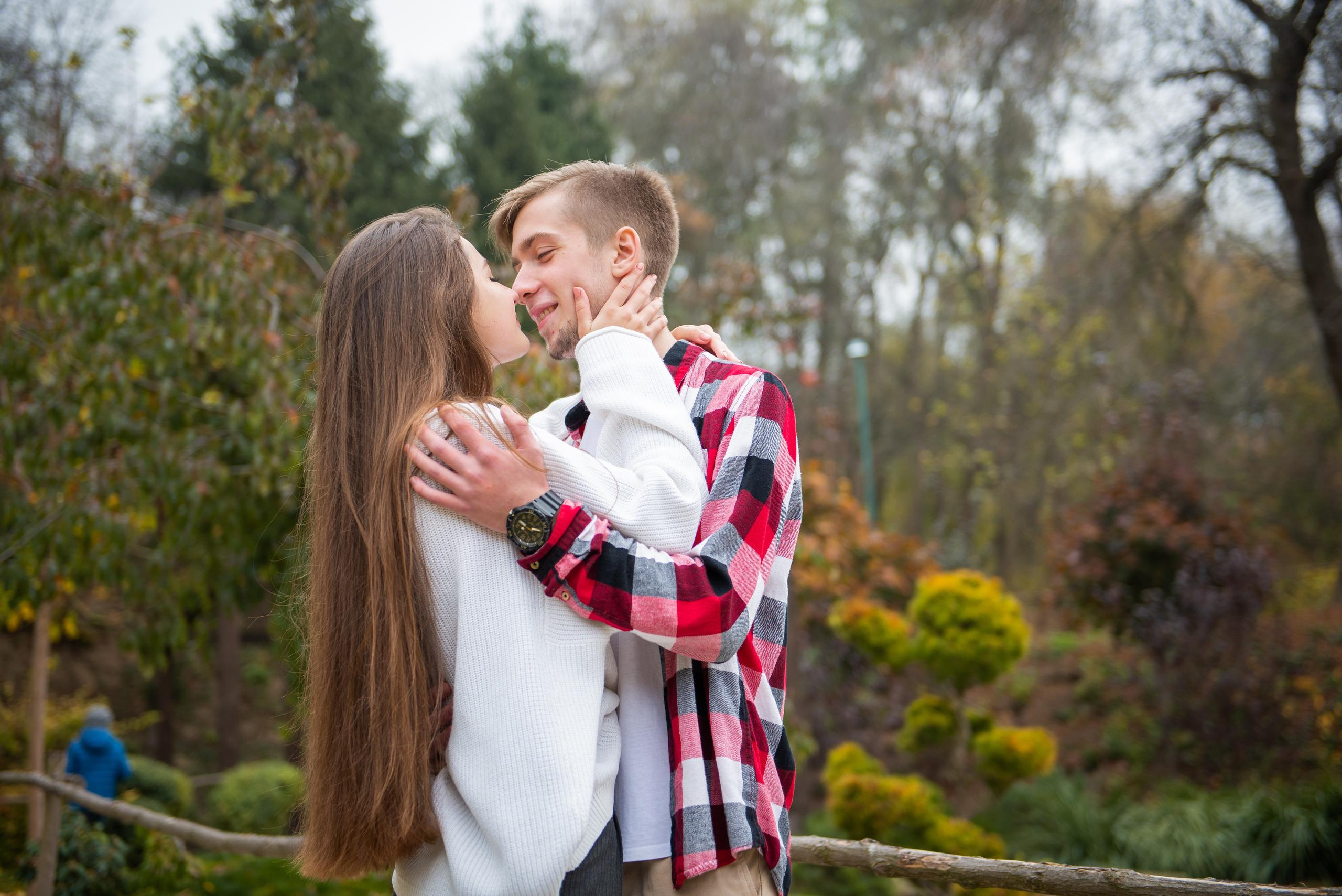 Осіння лавсторі в Ботанічному саду ім. Фоміна – Історія кохання в кадрах. Фотограф Київ – Репортаж, Події | Павленко Віктор