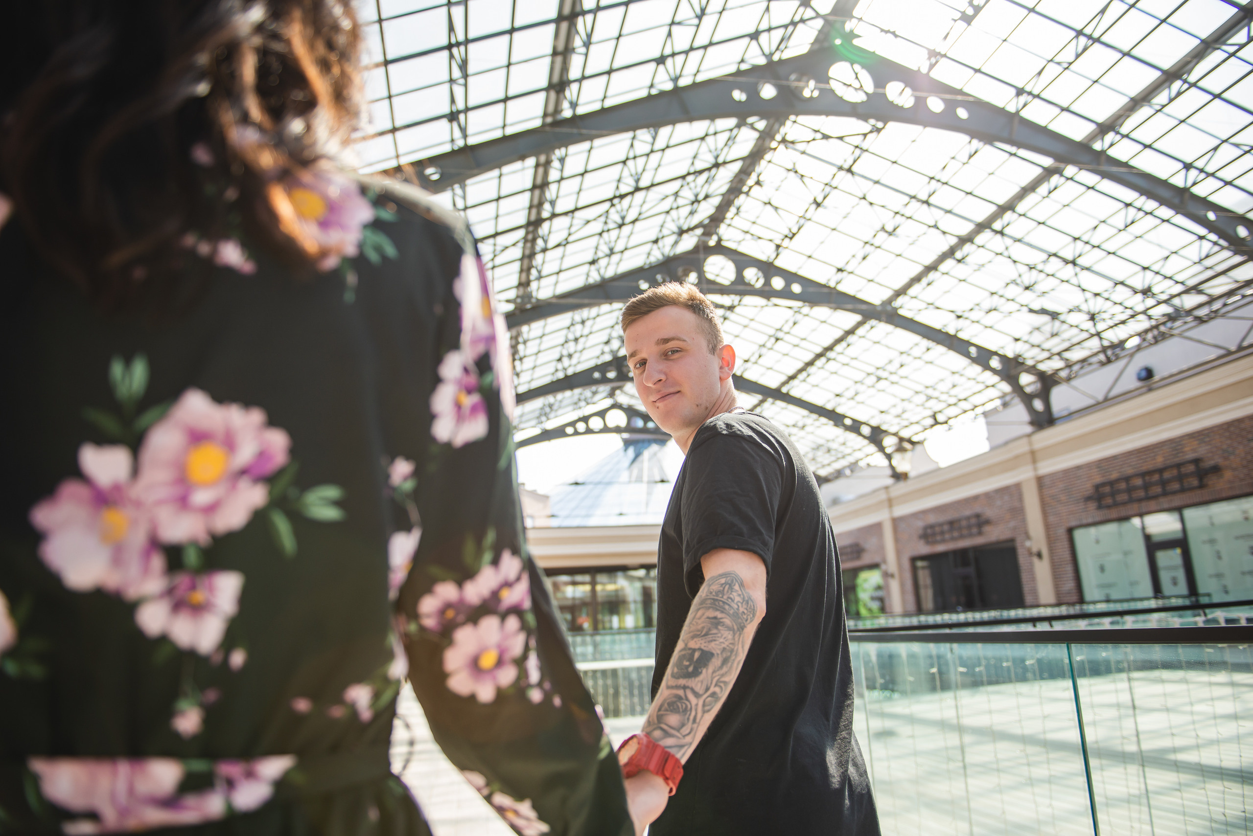 Лавсторі в аутлет містечку Мануфактура. Фотограф Київ – Репортаж, Події | Павленко Віктор