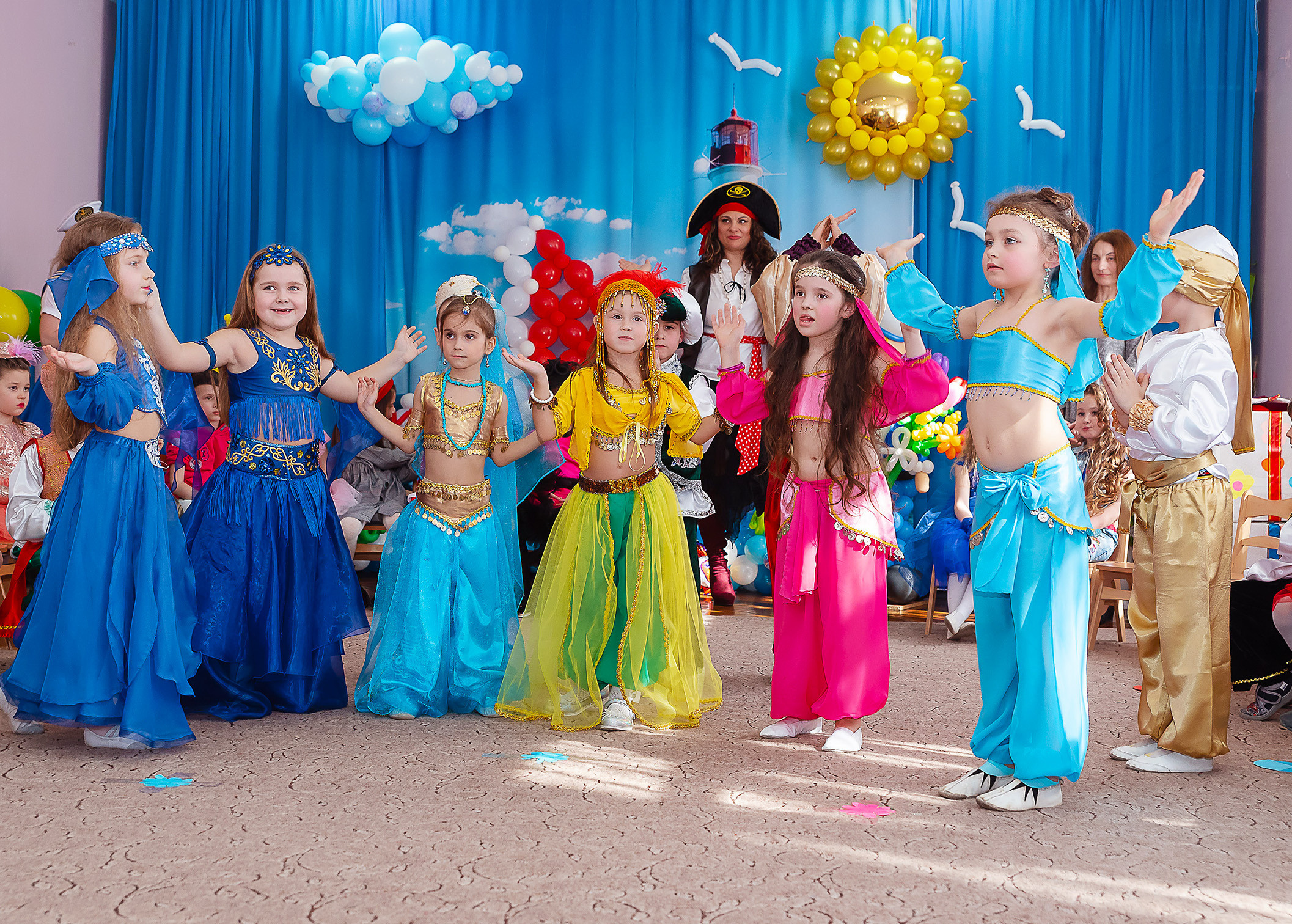 Утренник к 8 марта ст. гр. Сімейний та дитячий фотограф в Одесі Нікола Світлана